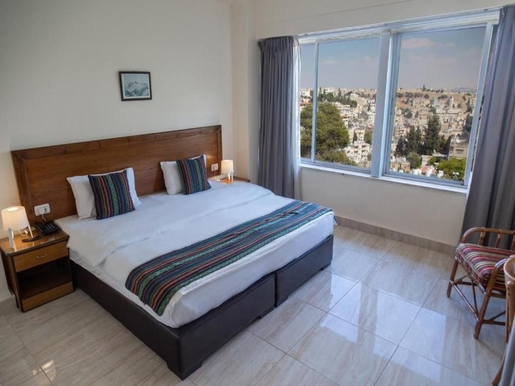 Antika Amman Hotel  KING BED ROOM