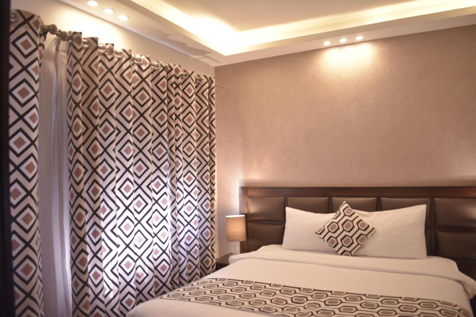 Shams Alweibdeh Hotel Apartments Deluxe Suite