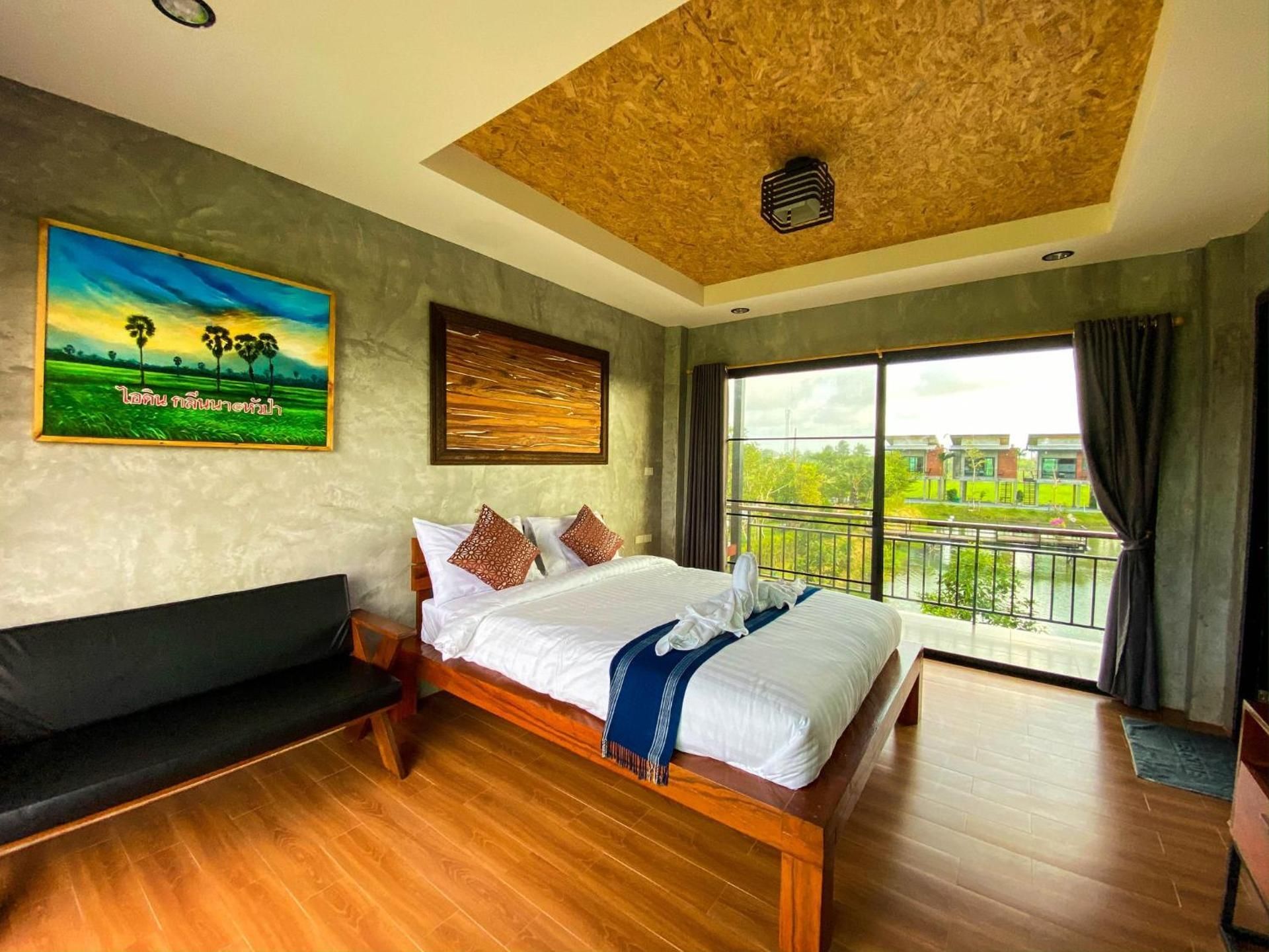 Deluxe Double Room with Balcony