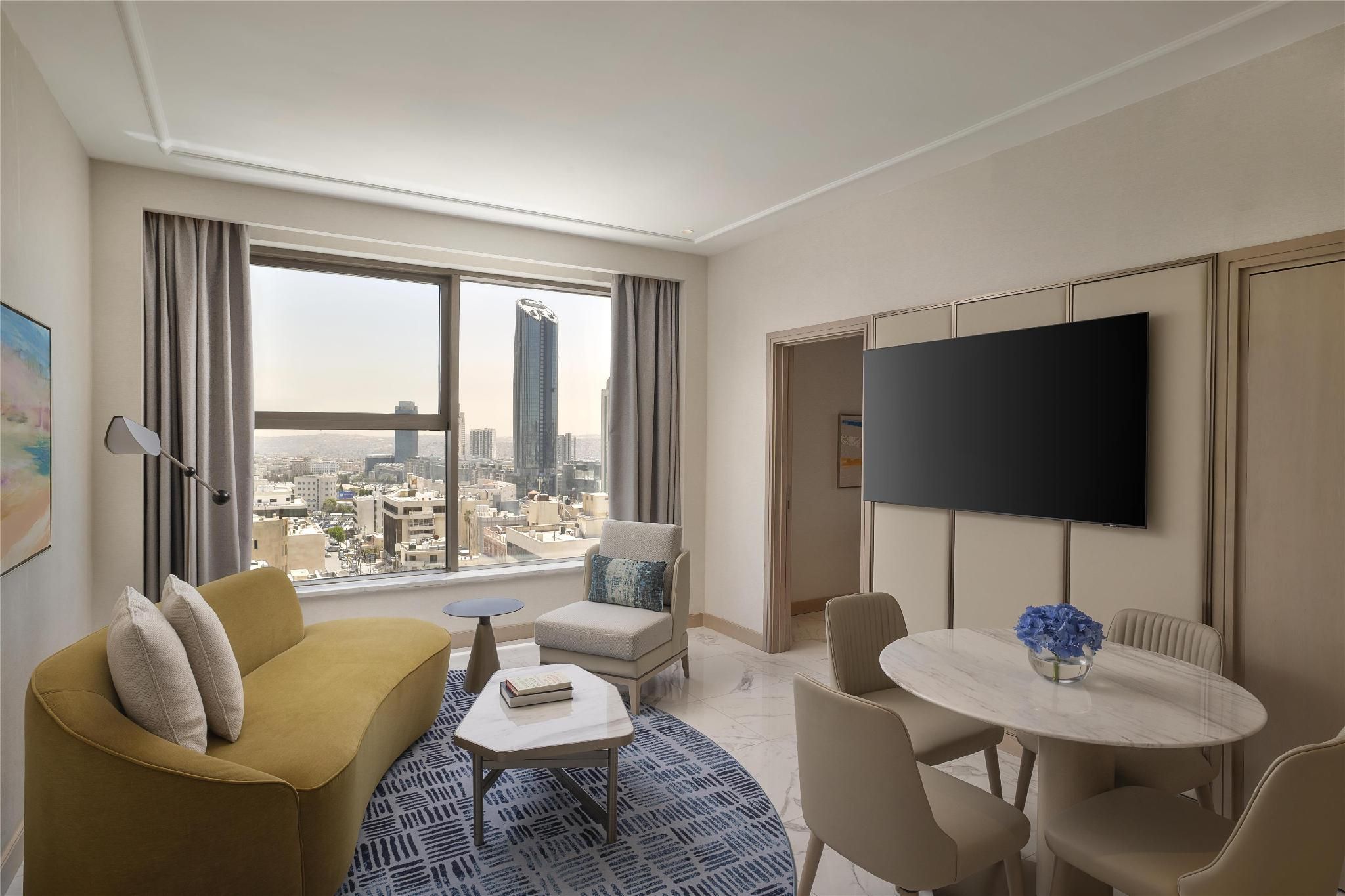 KING ONE BEDROOM SUITE