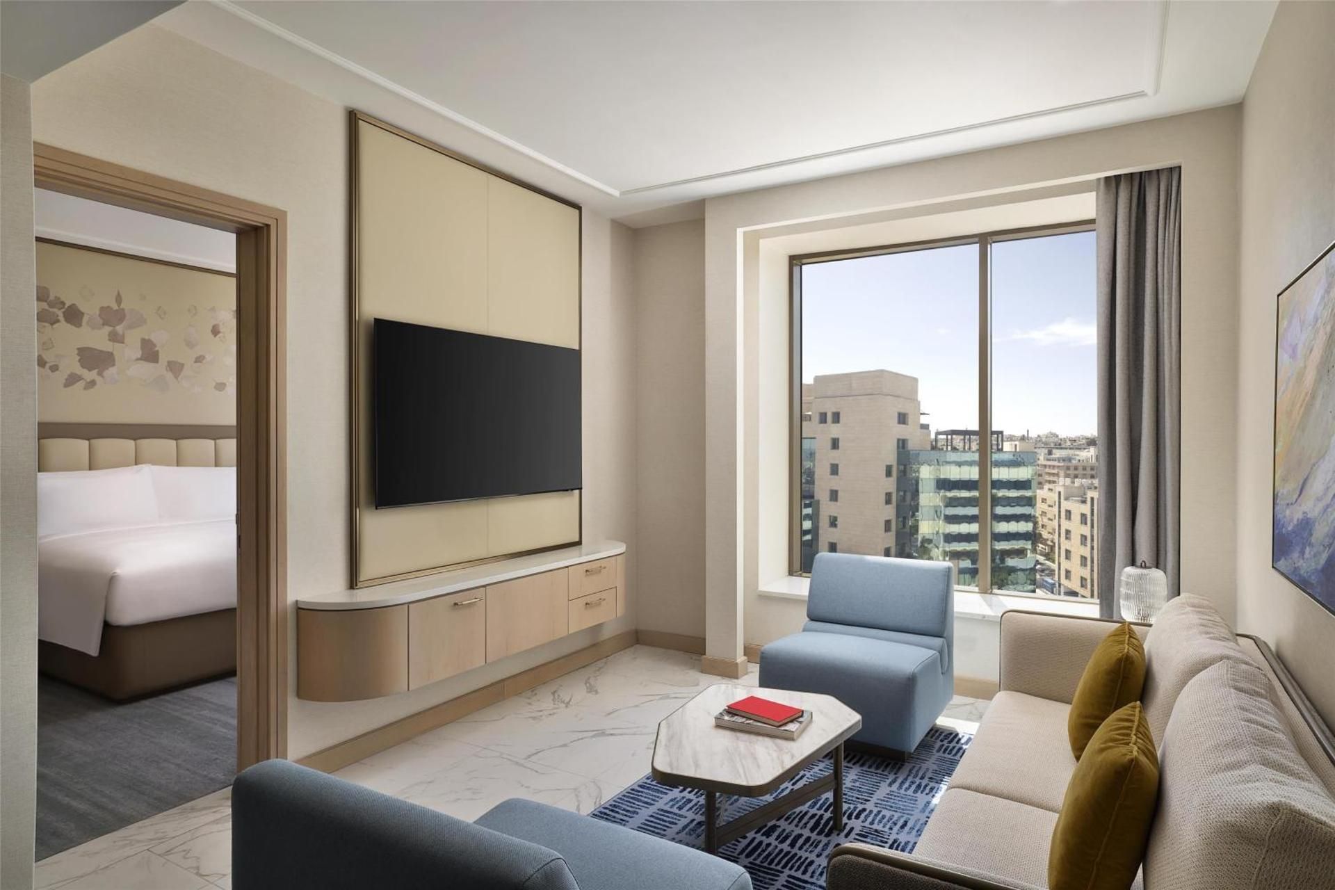 Deluxe One-Bedroom King Suite - Club Signia