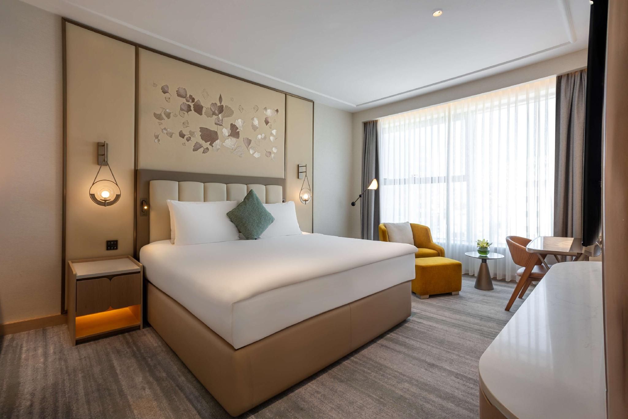 King Club Signia Deluxe One Bedroom Suite