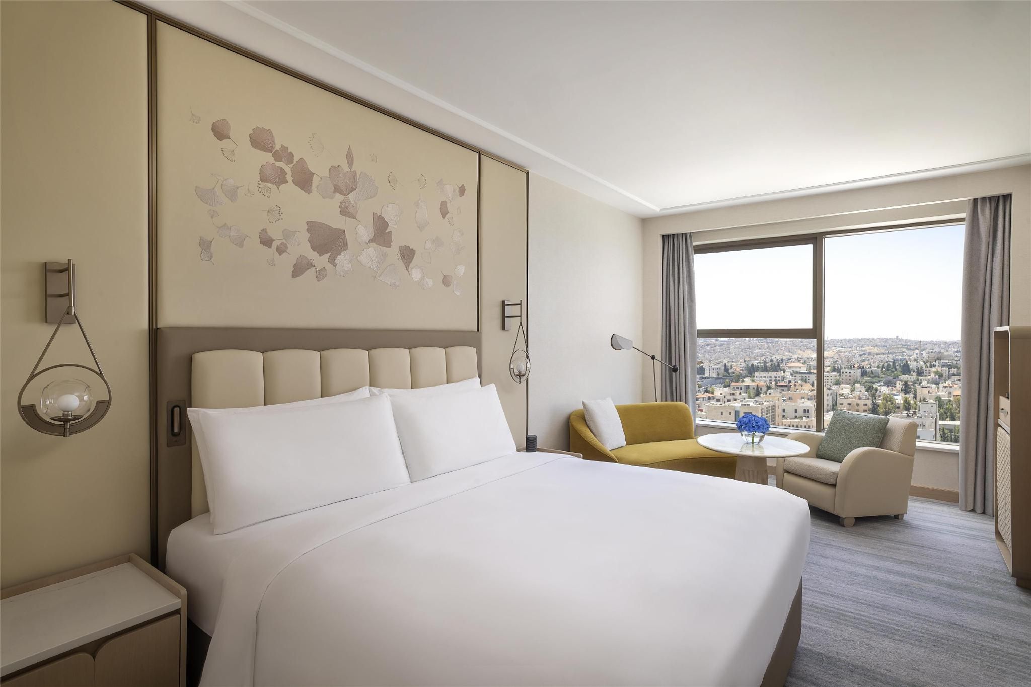 King Club Signia Room With City View