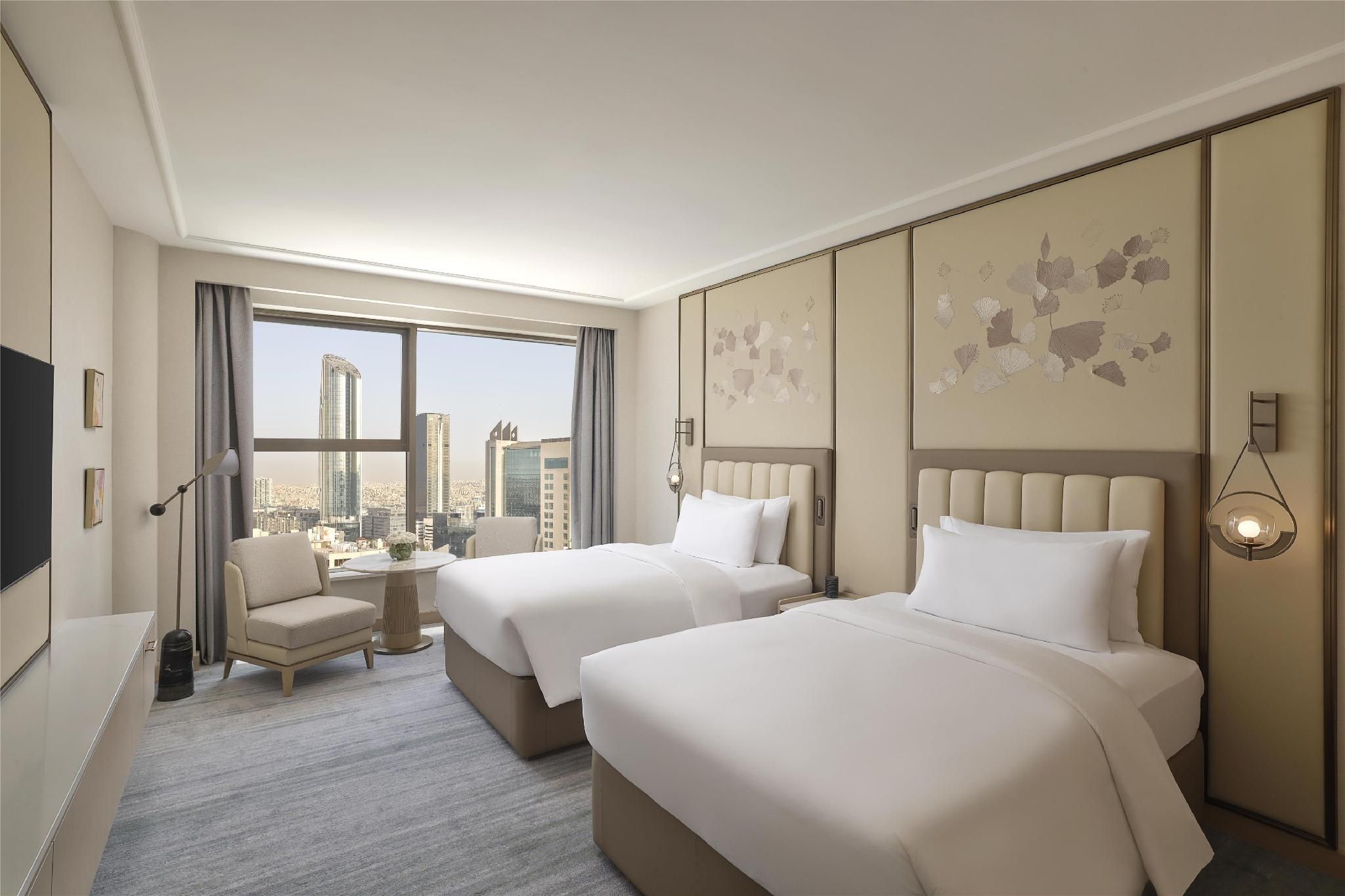 Two Double Beds Deluxe Room With City View