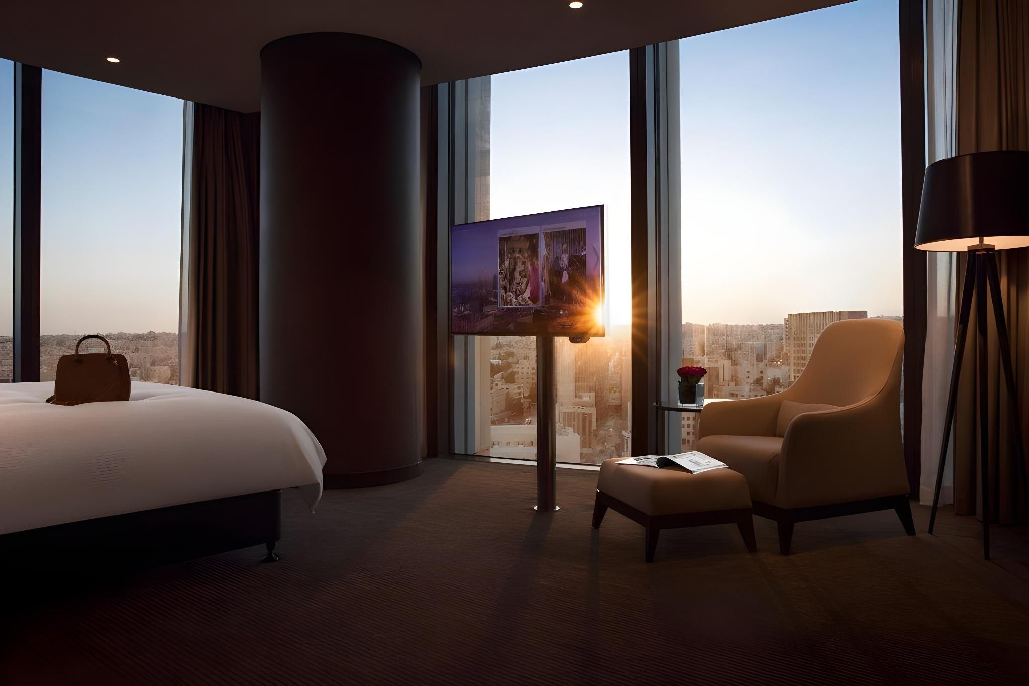 High Floor Room with King Bed