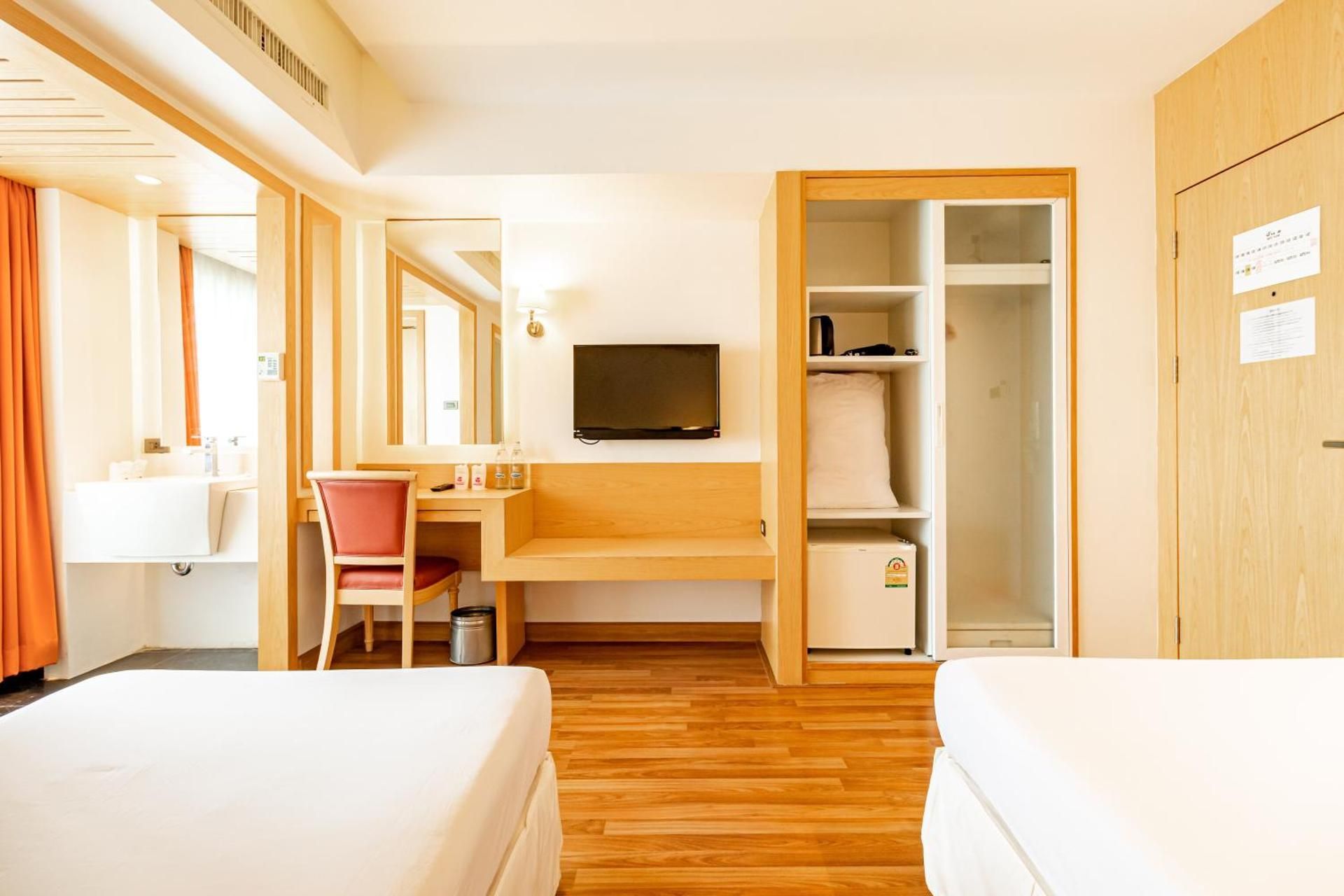 Superior Twin Room