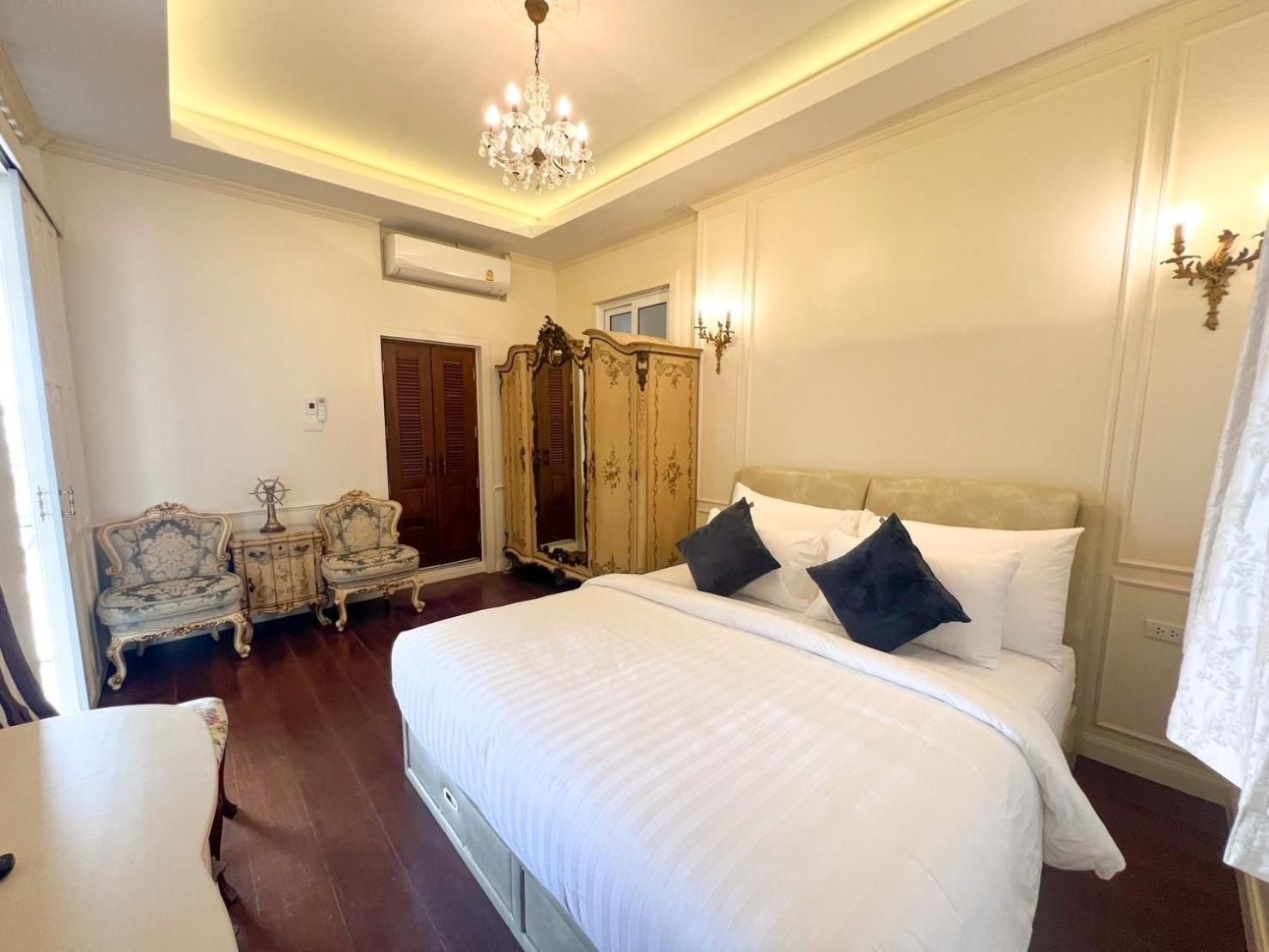Suite with Sea View