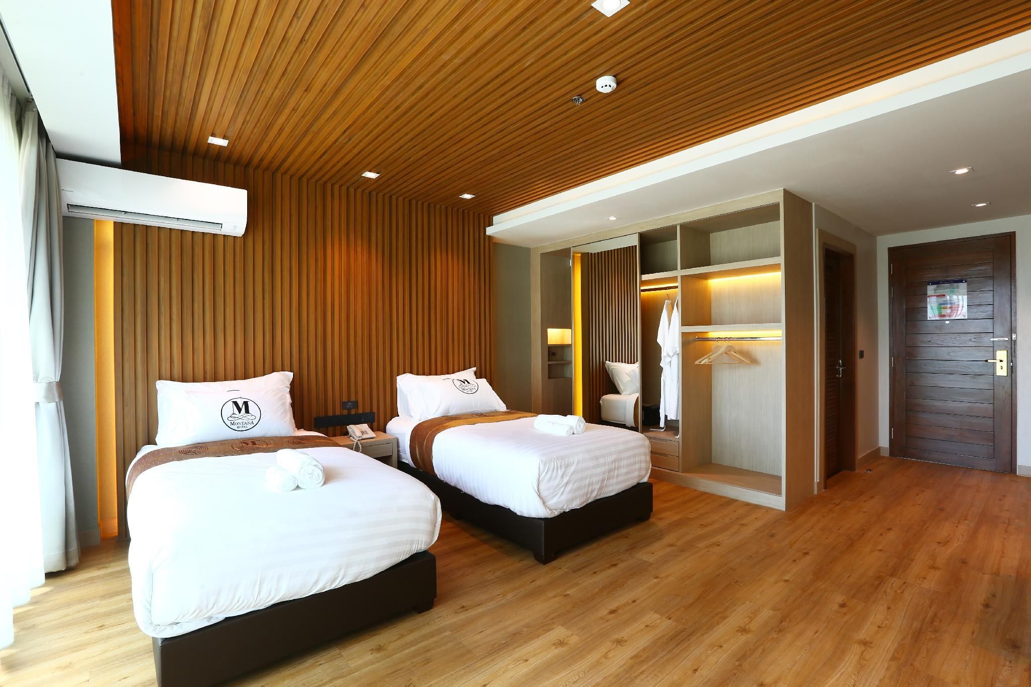 Deluxe Twin Bed