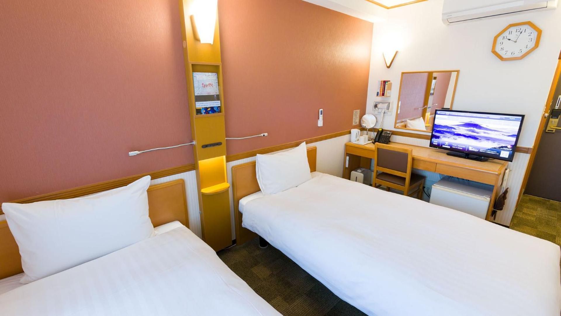 Twin Room - Non-Smoking