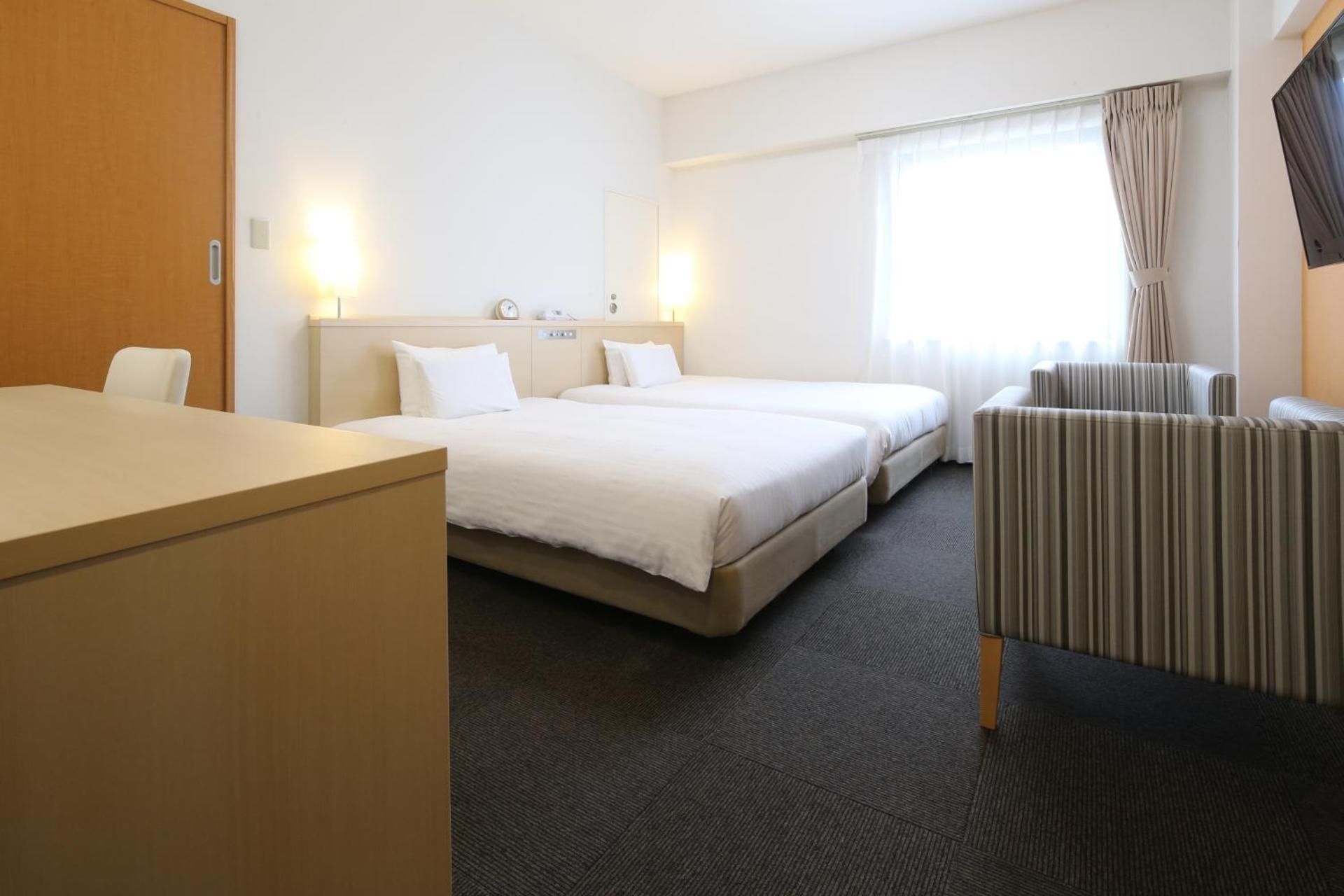 Deluxe Twin Room B - Smoking