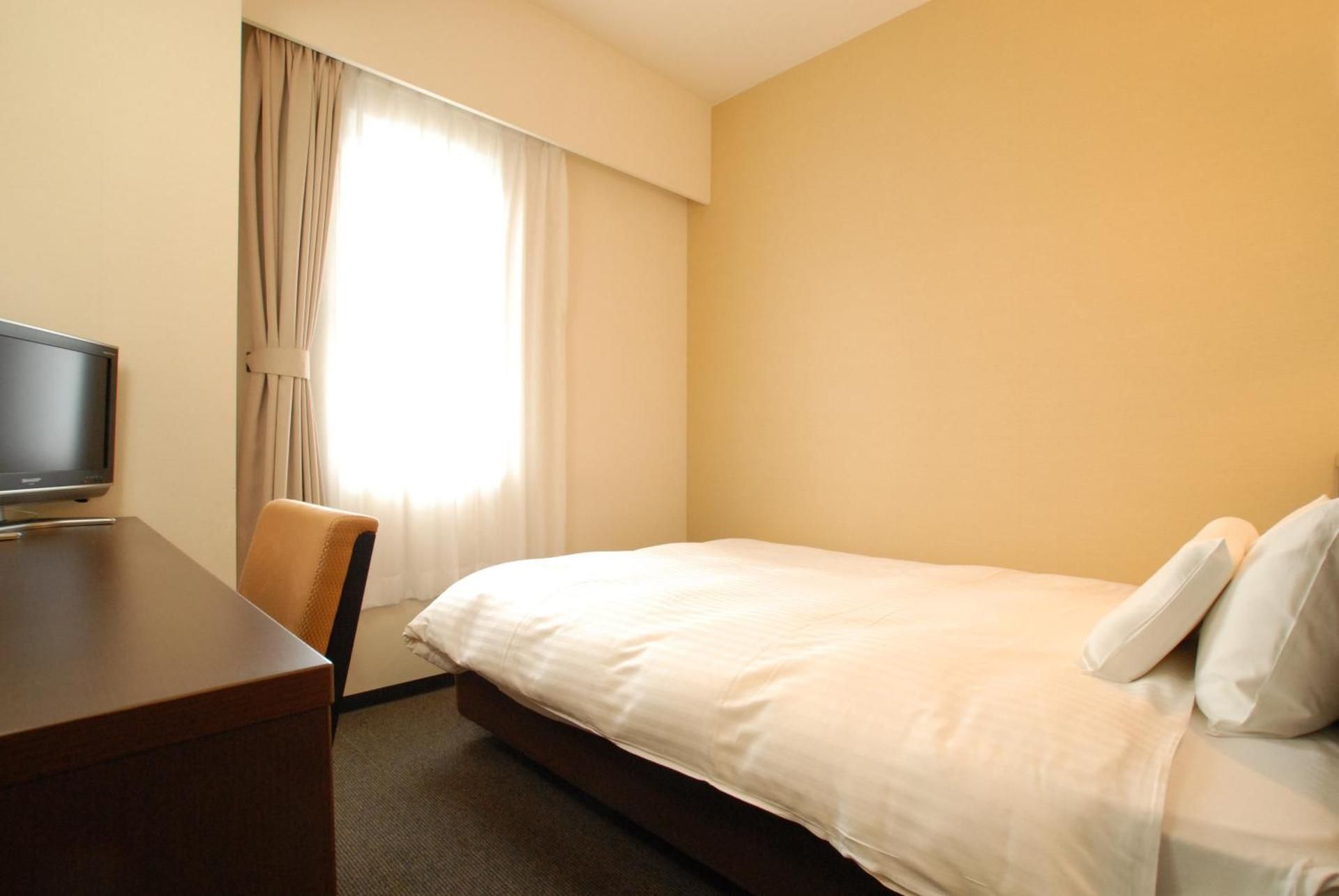 No-Room-Cleaning-Service - Single Room - Non-Smoking