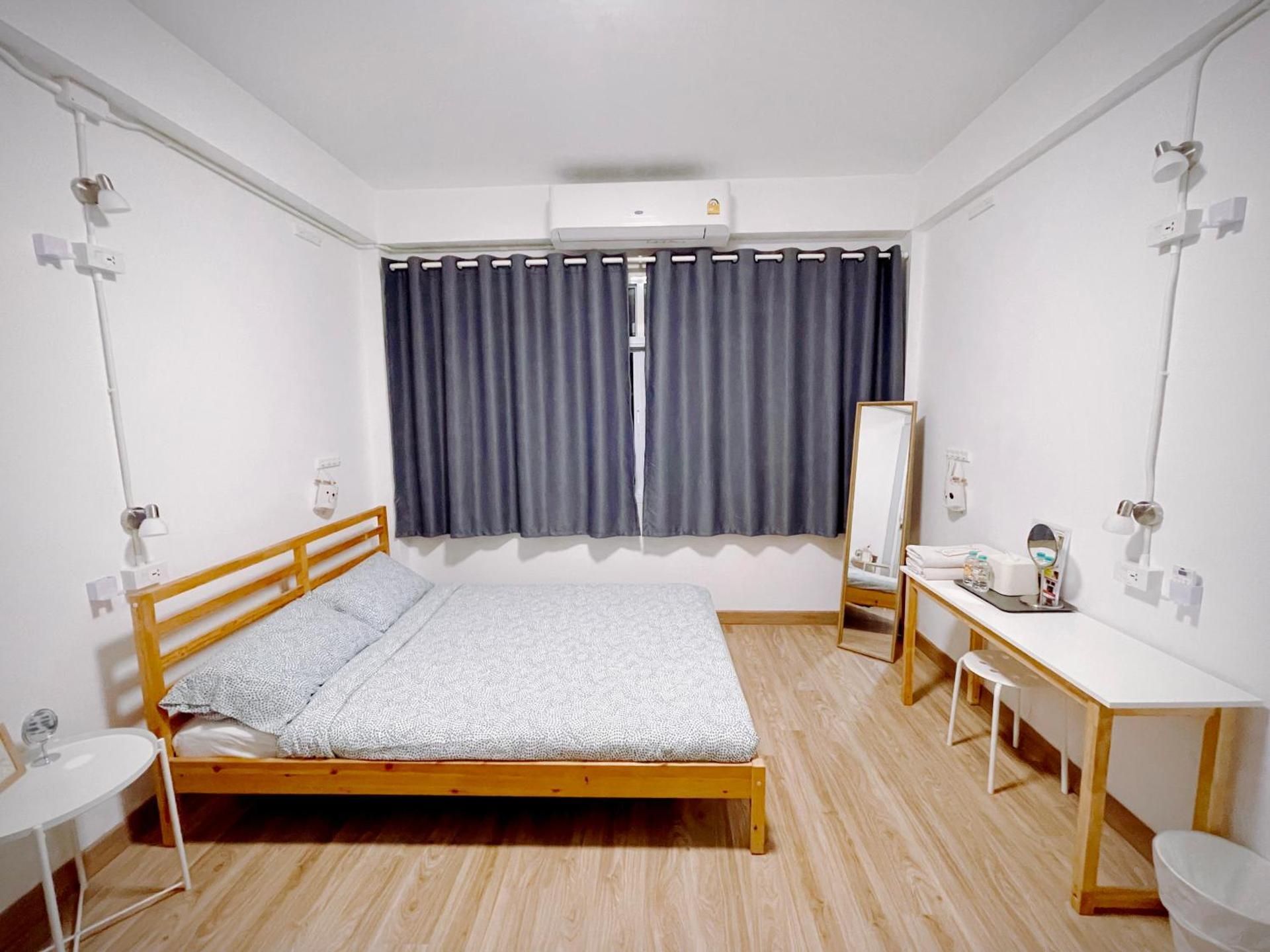 Double Room with Private External Bathroom