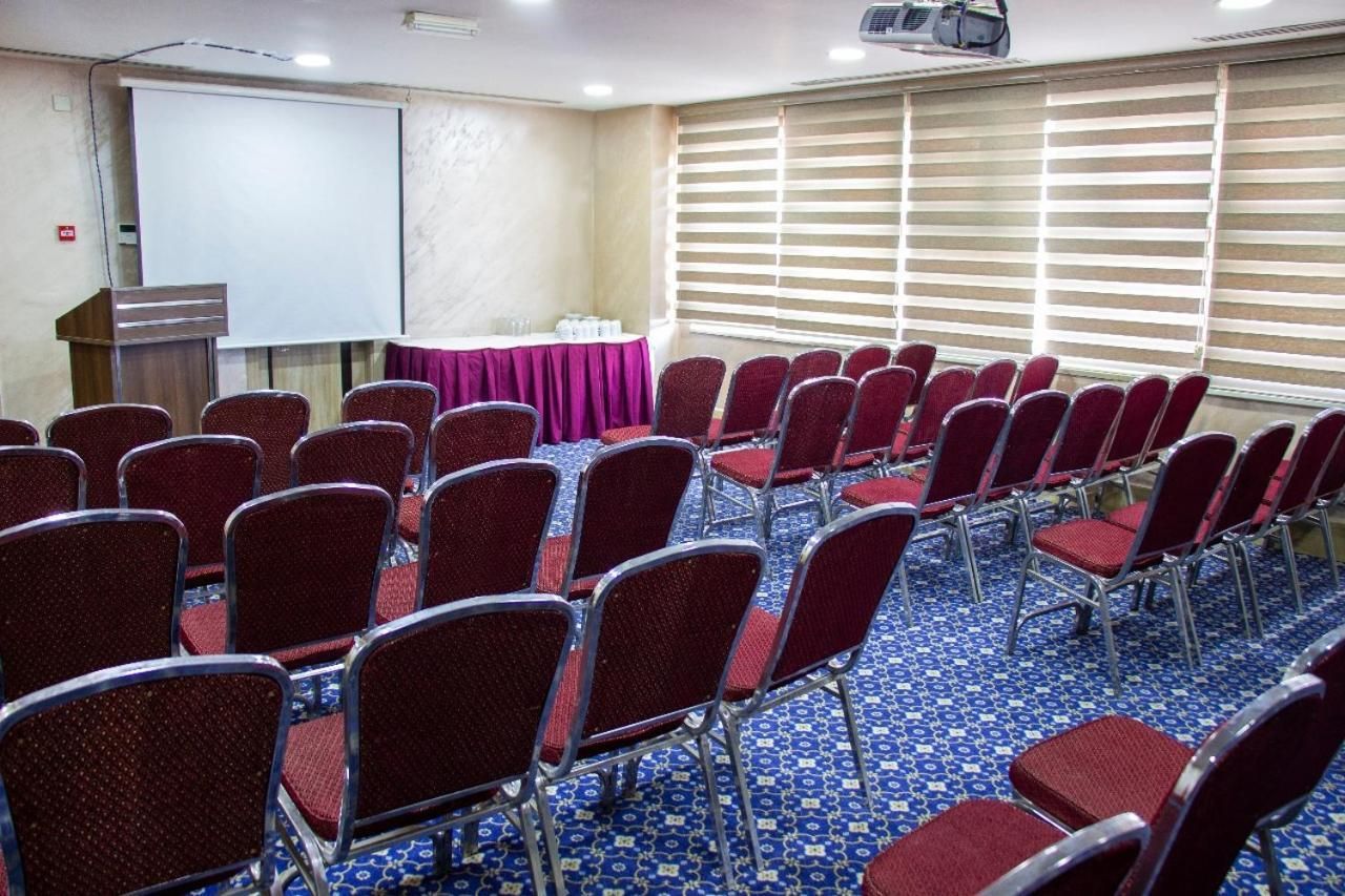 meeting room / ballrooms