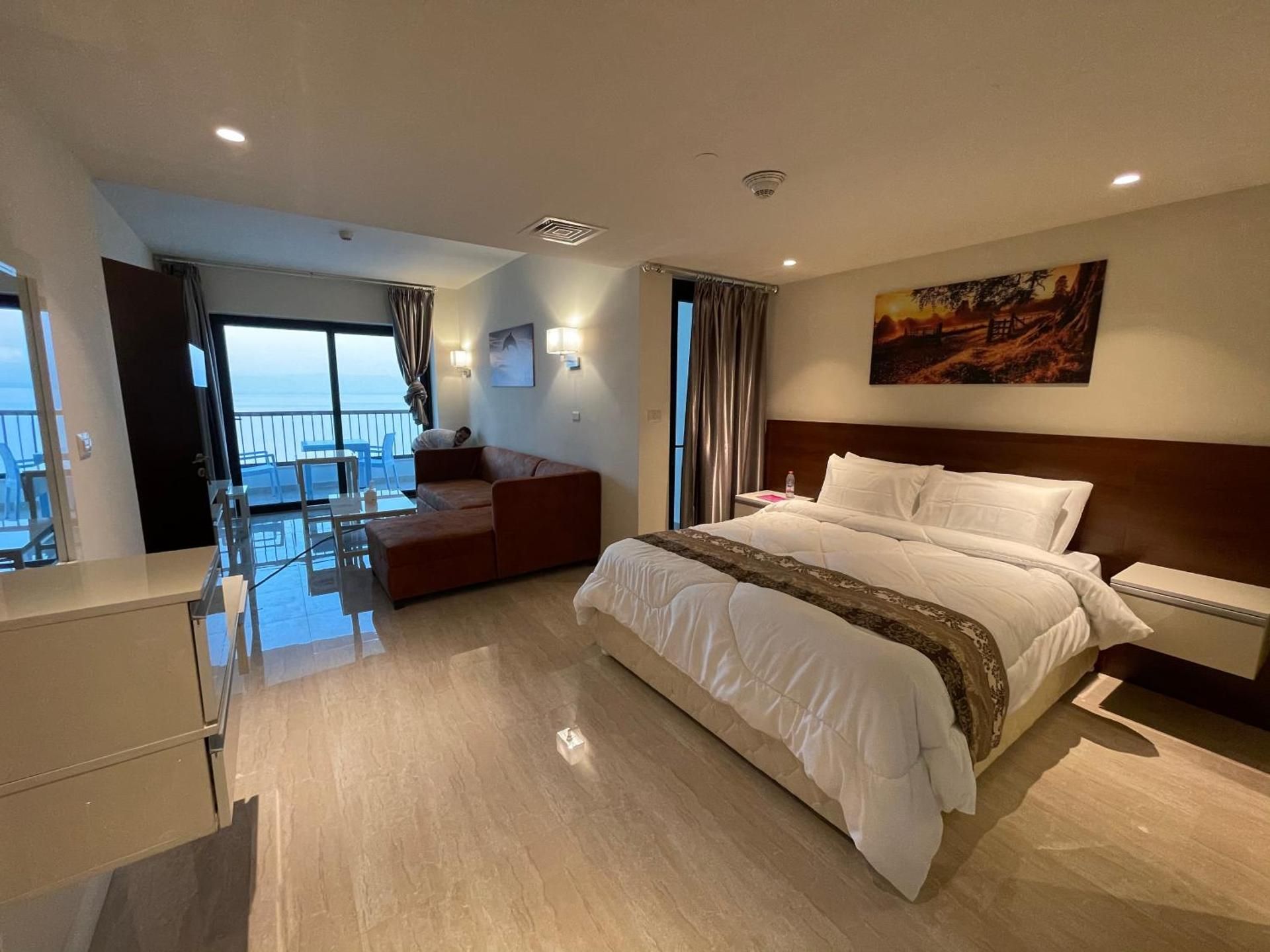 Apartment with Sea View