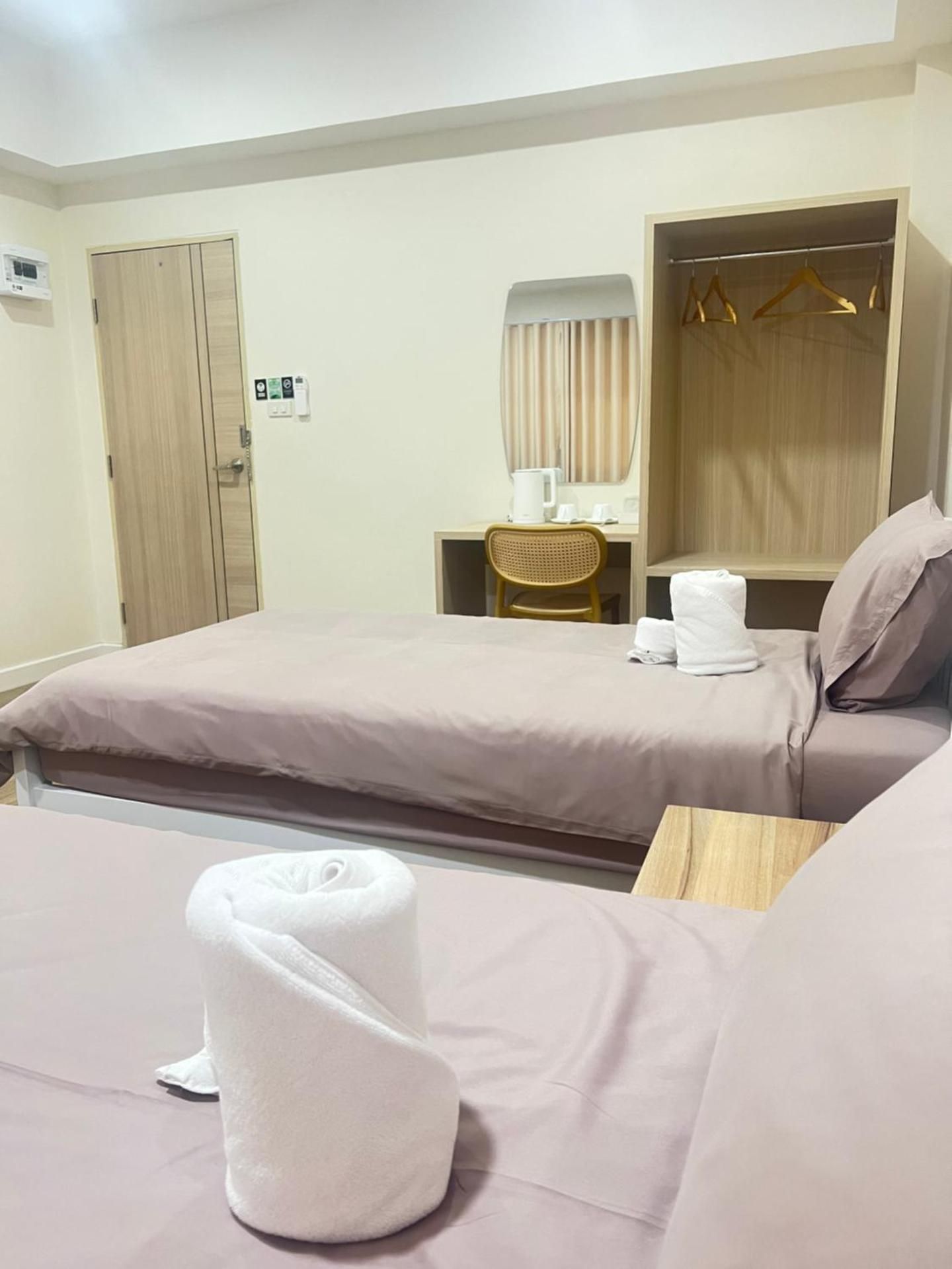 Twin Room with Private Bathroom