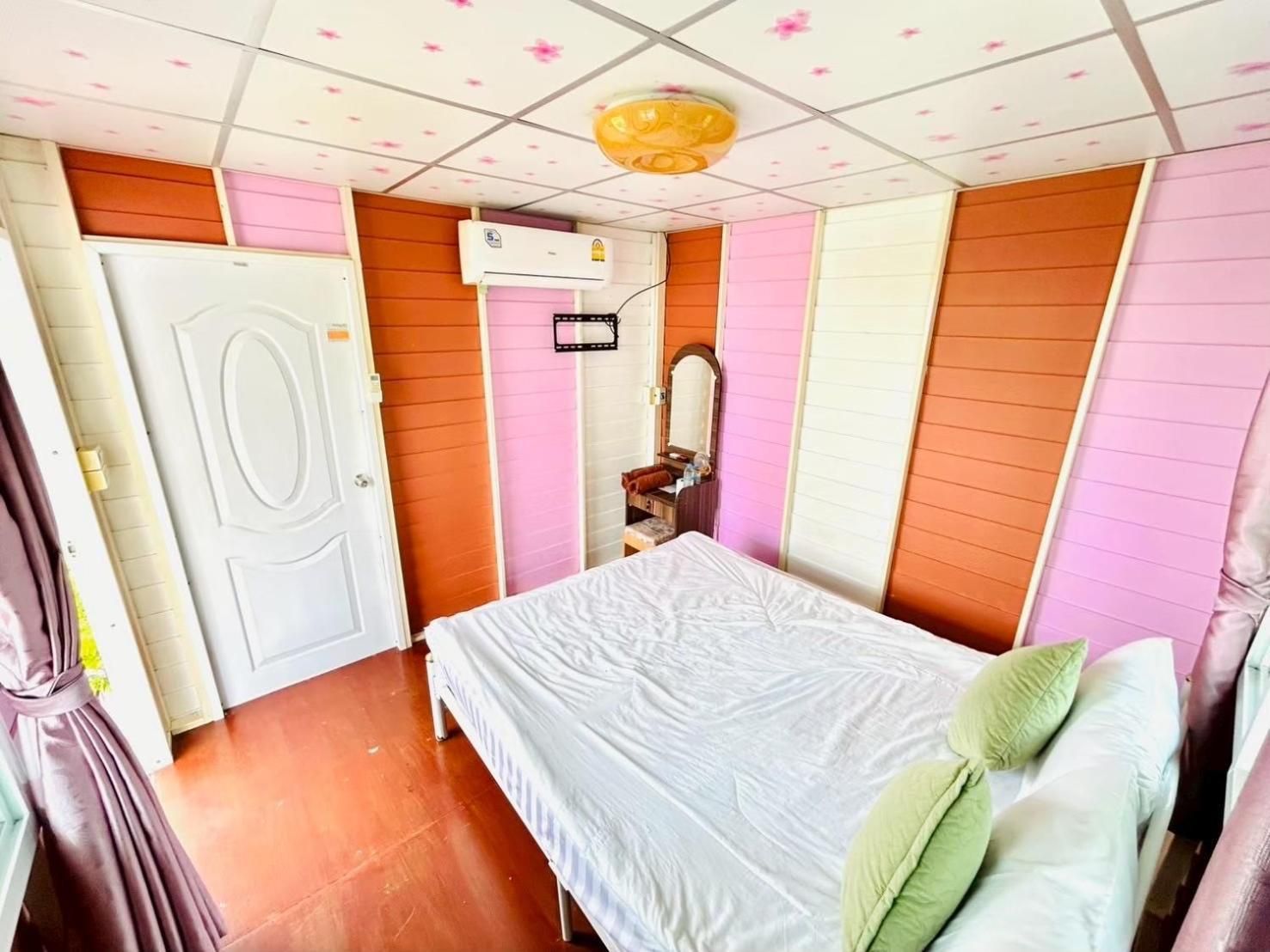 Superior Bungalow