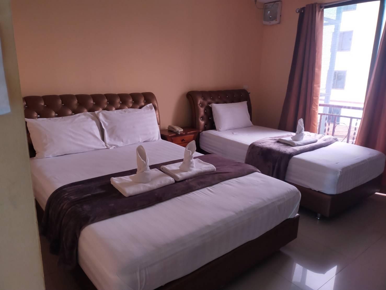 Economy Family Room