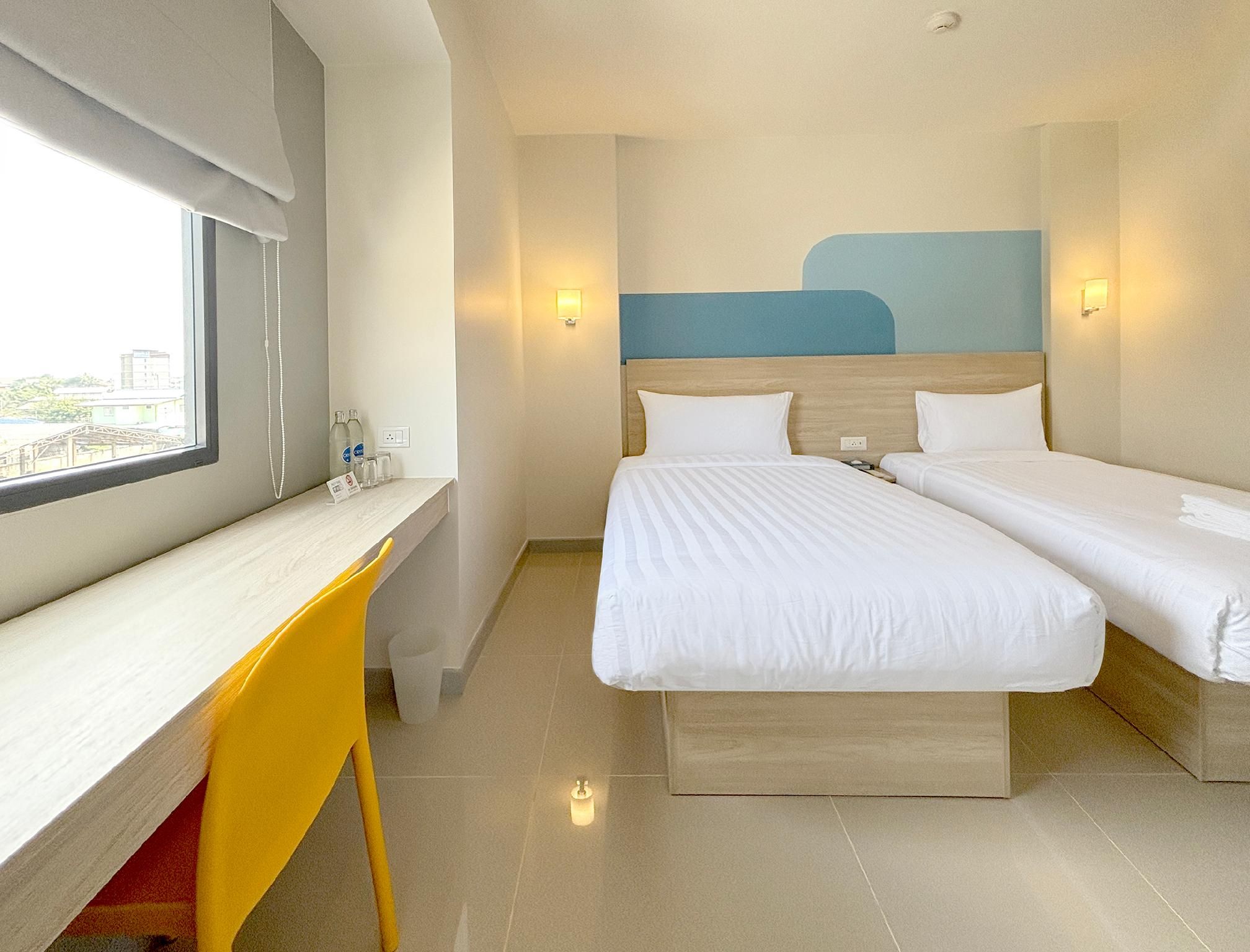 Standard Twin Room