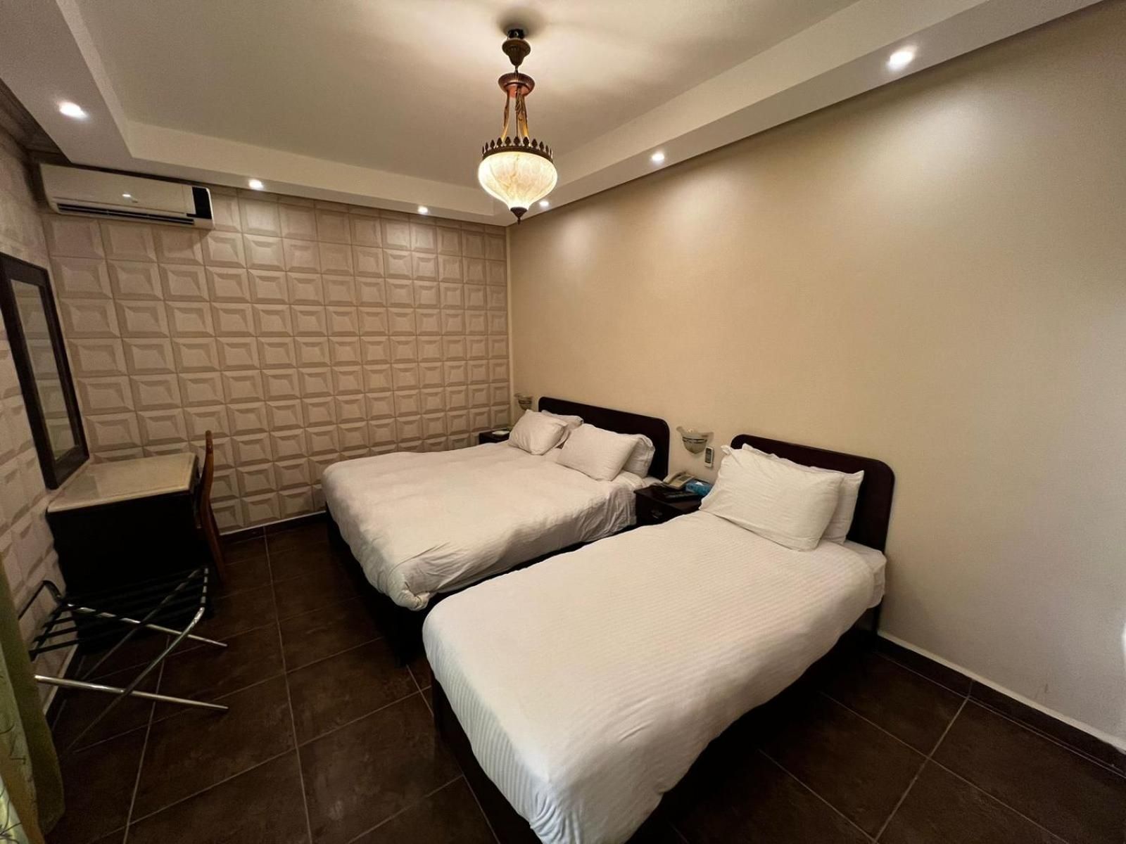 Salome Hotel Triple Room 3