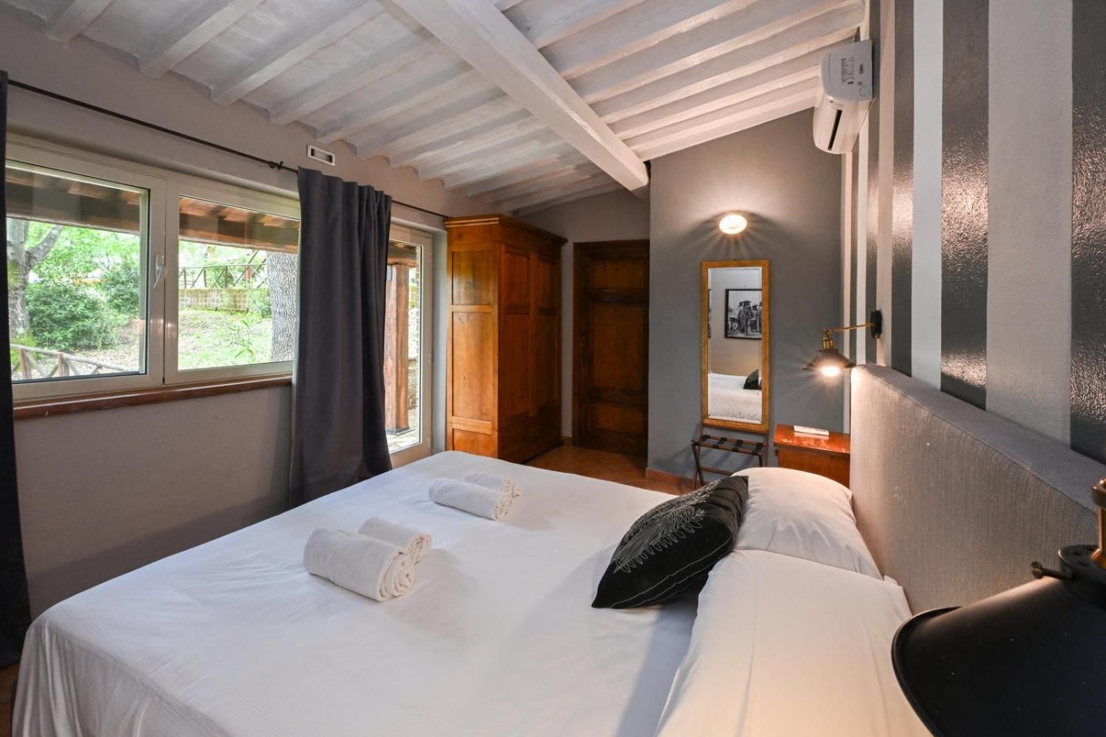 Large Double Room