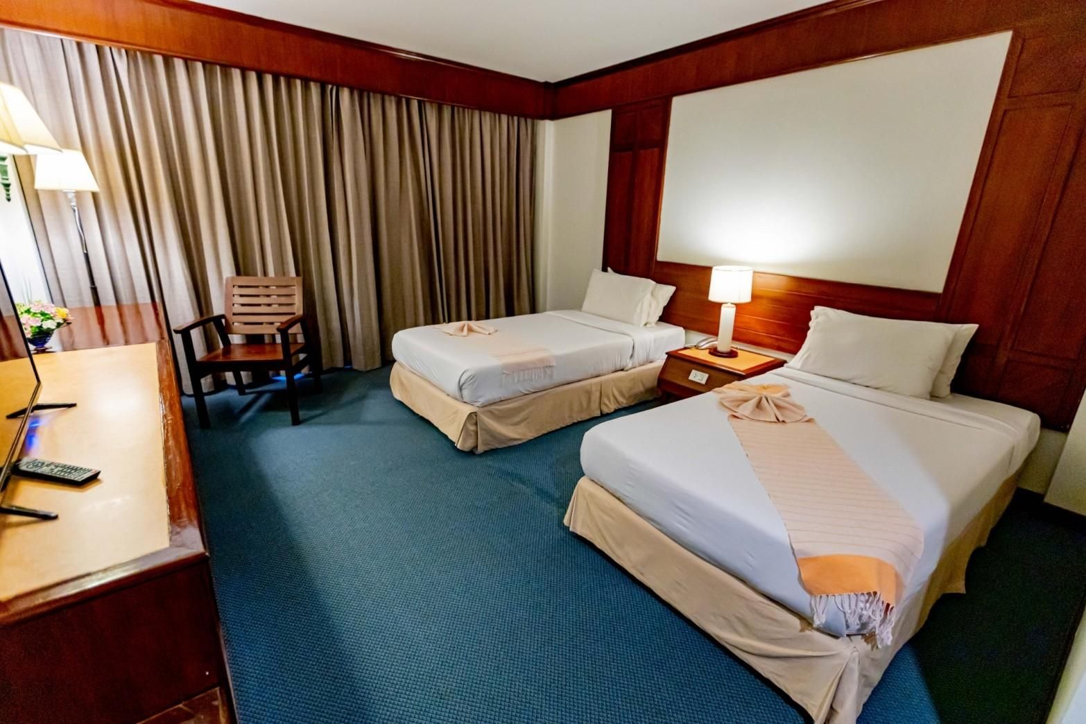 3rd Floor Economy Twin Room - No Elevator