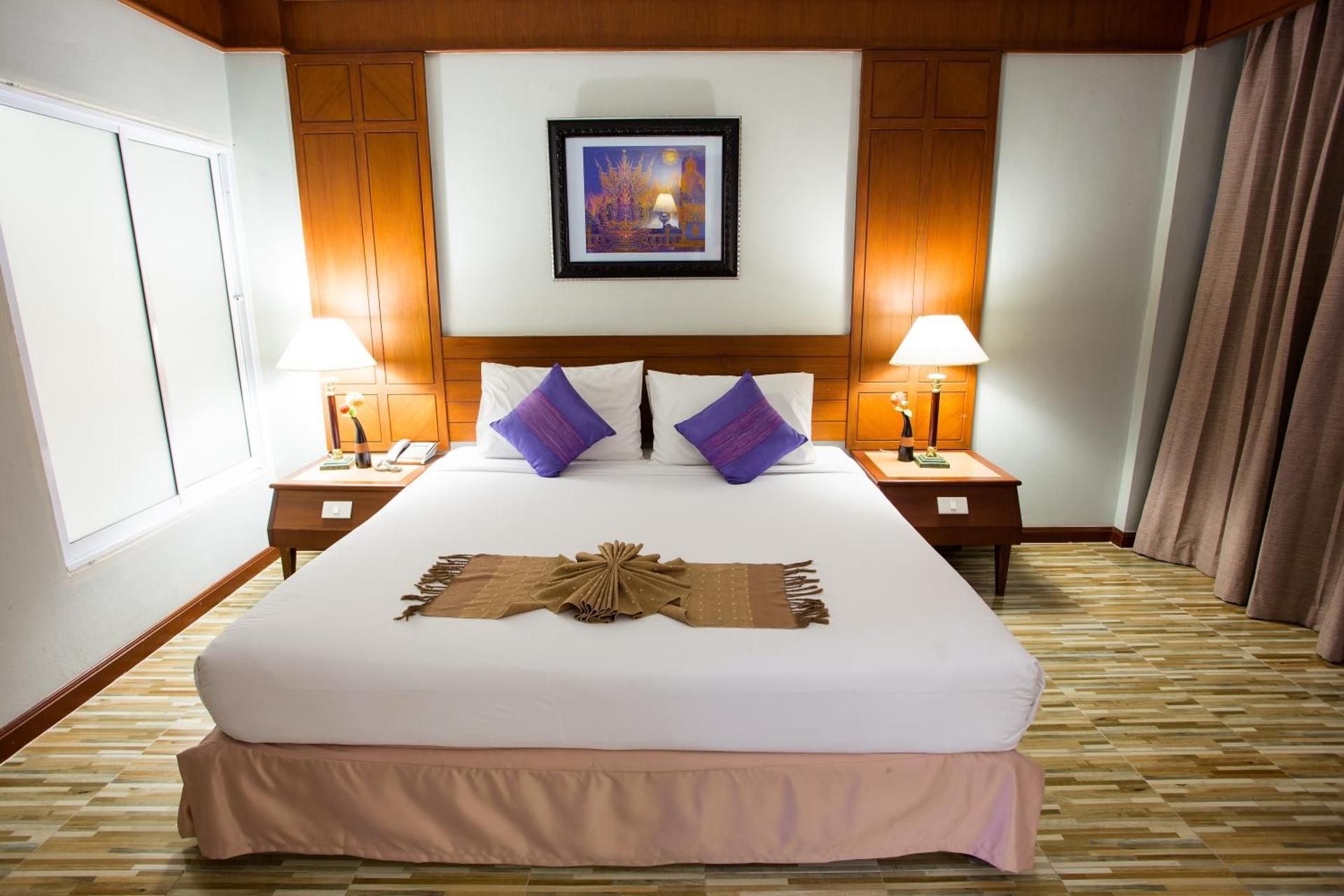 Deluxe Double or Twin Room