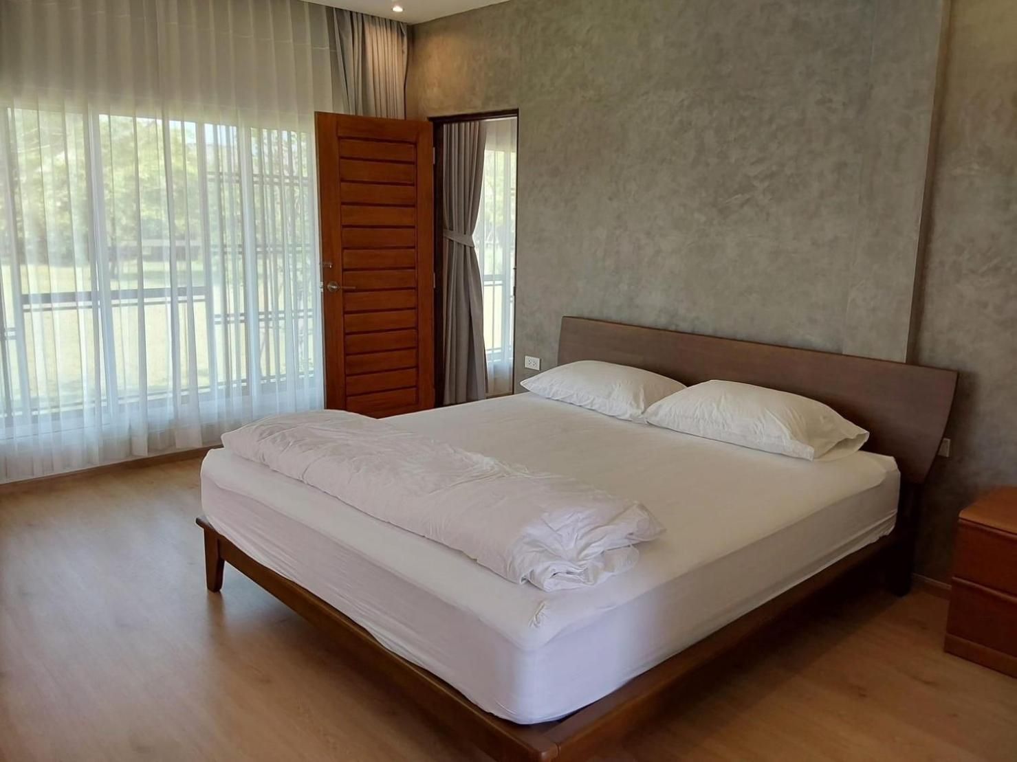 King Room with Balcony