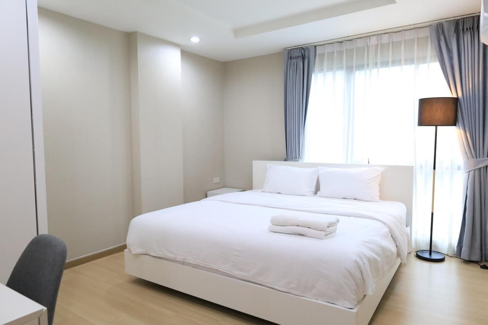 Two-Bedroom Apartment with Resort View