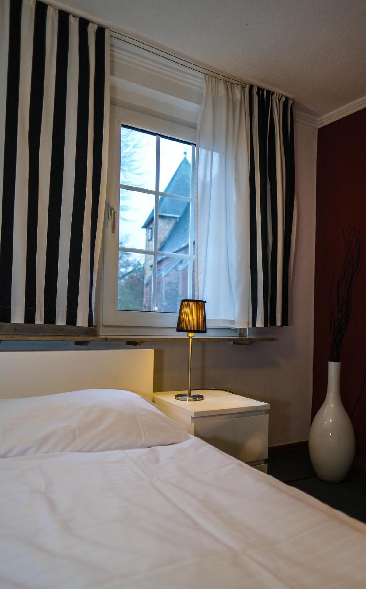 Economy Single Room