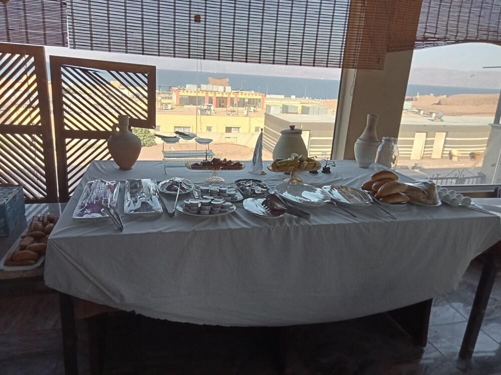 5abde82836557ee52e877757dcd1cc75