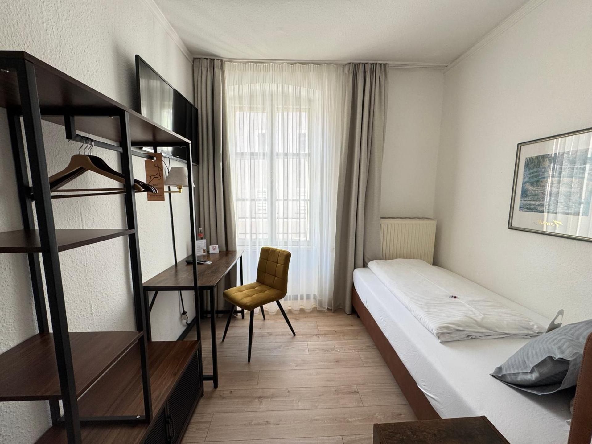 Small Single Room