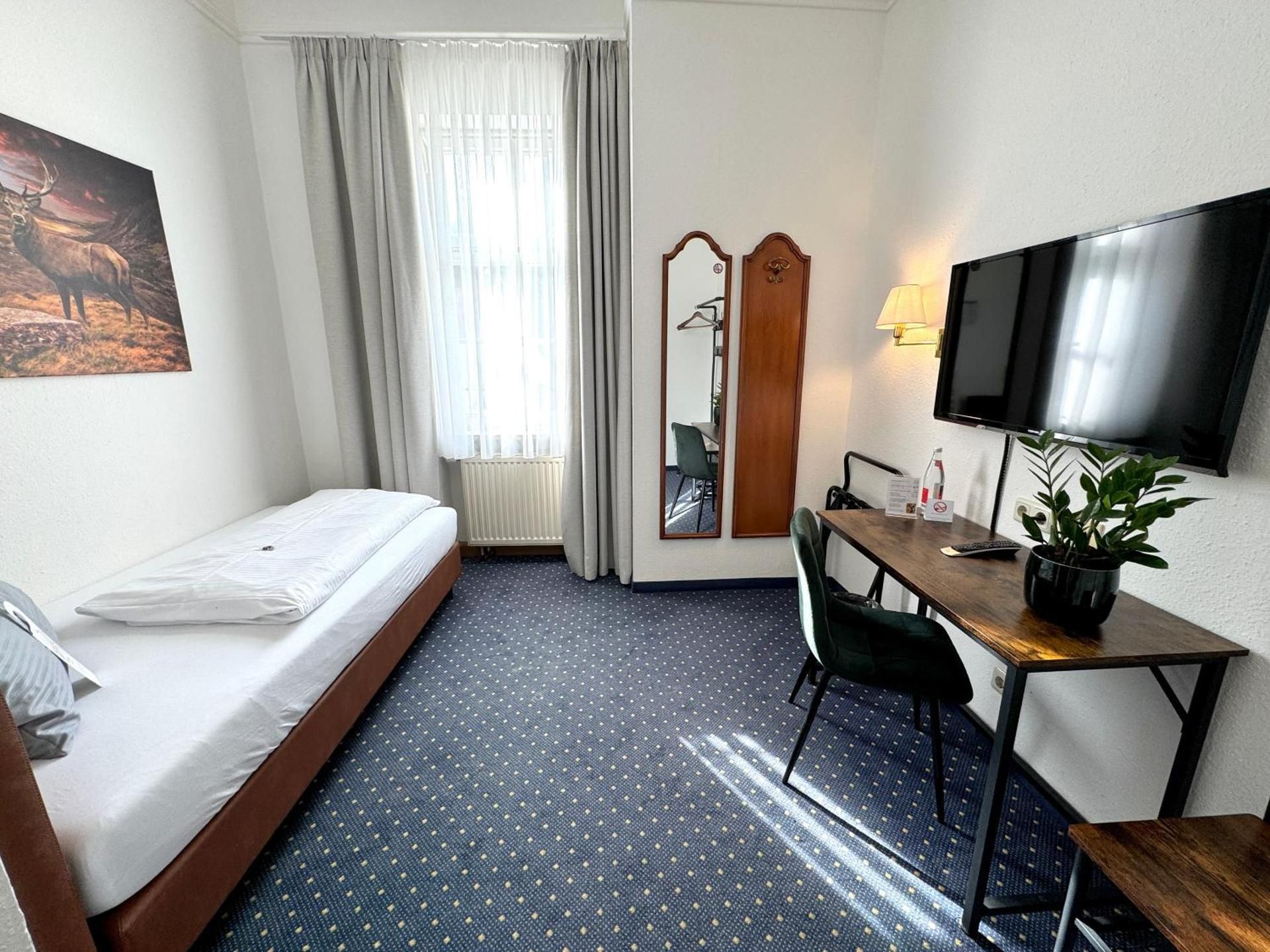 Small Single Room