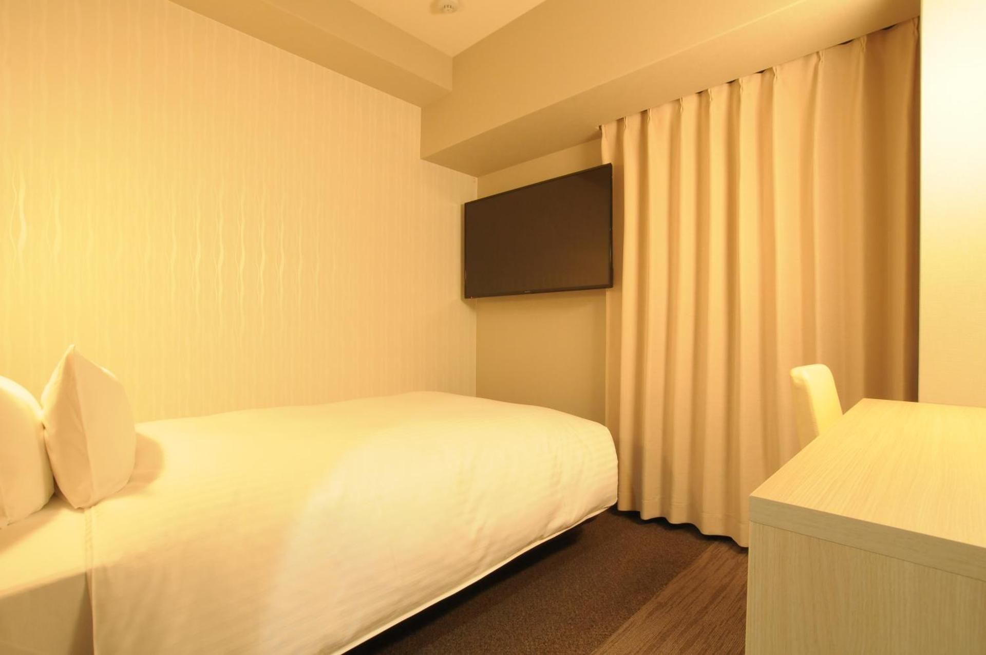 No-Room-Cleaning-Service - Economy Double Room - Non-Smoking