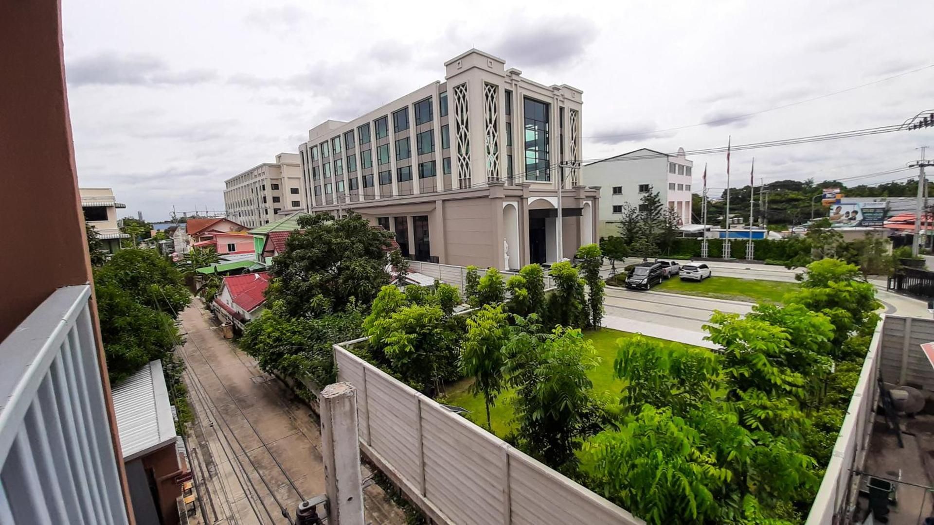 Pranot Apartment & Spa