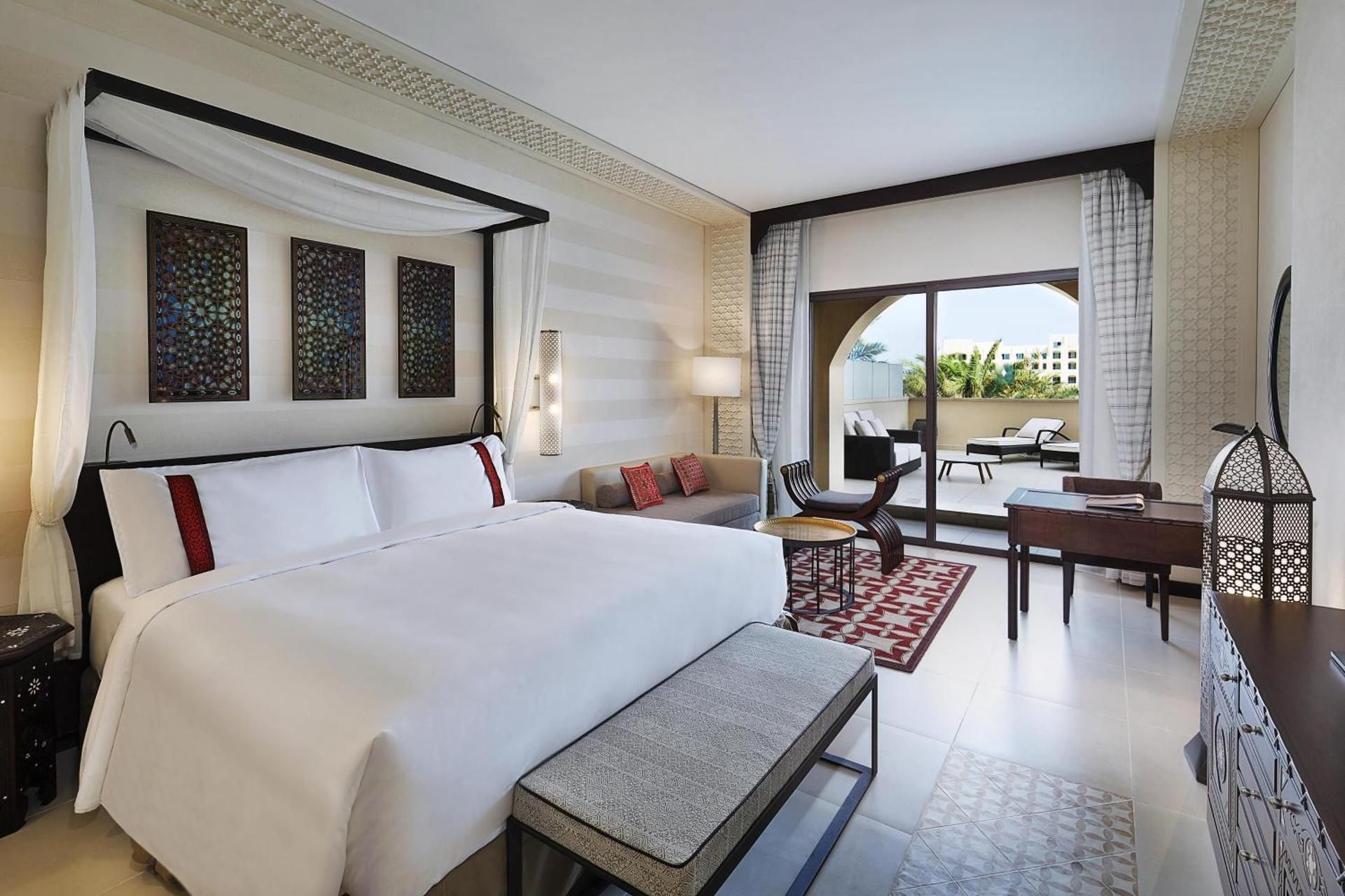 Classic King Room with Terrace