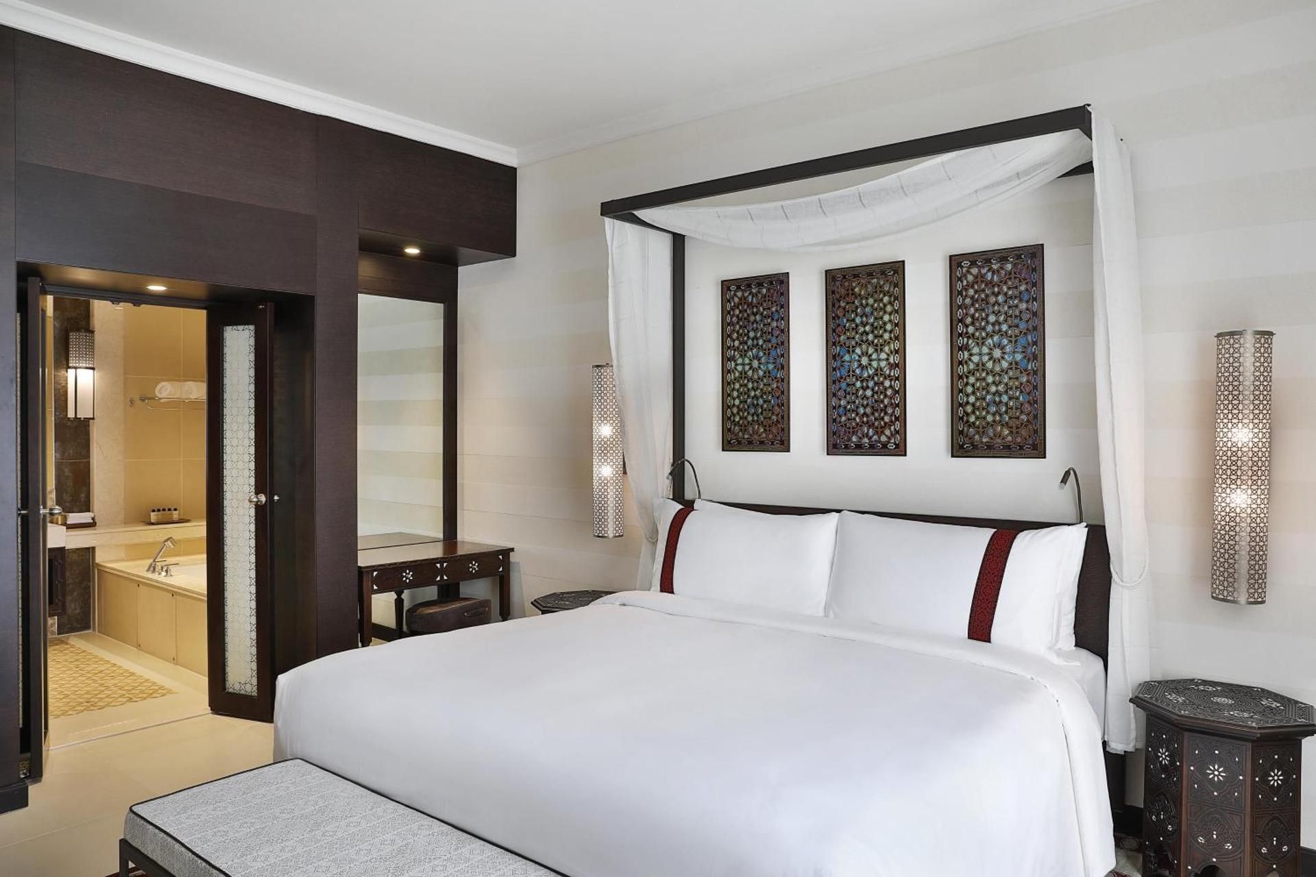 Prestige Suite, 1 Bedroom Executive Suite, 1 King, Sea view