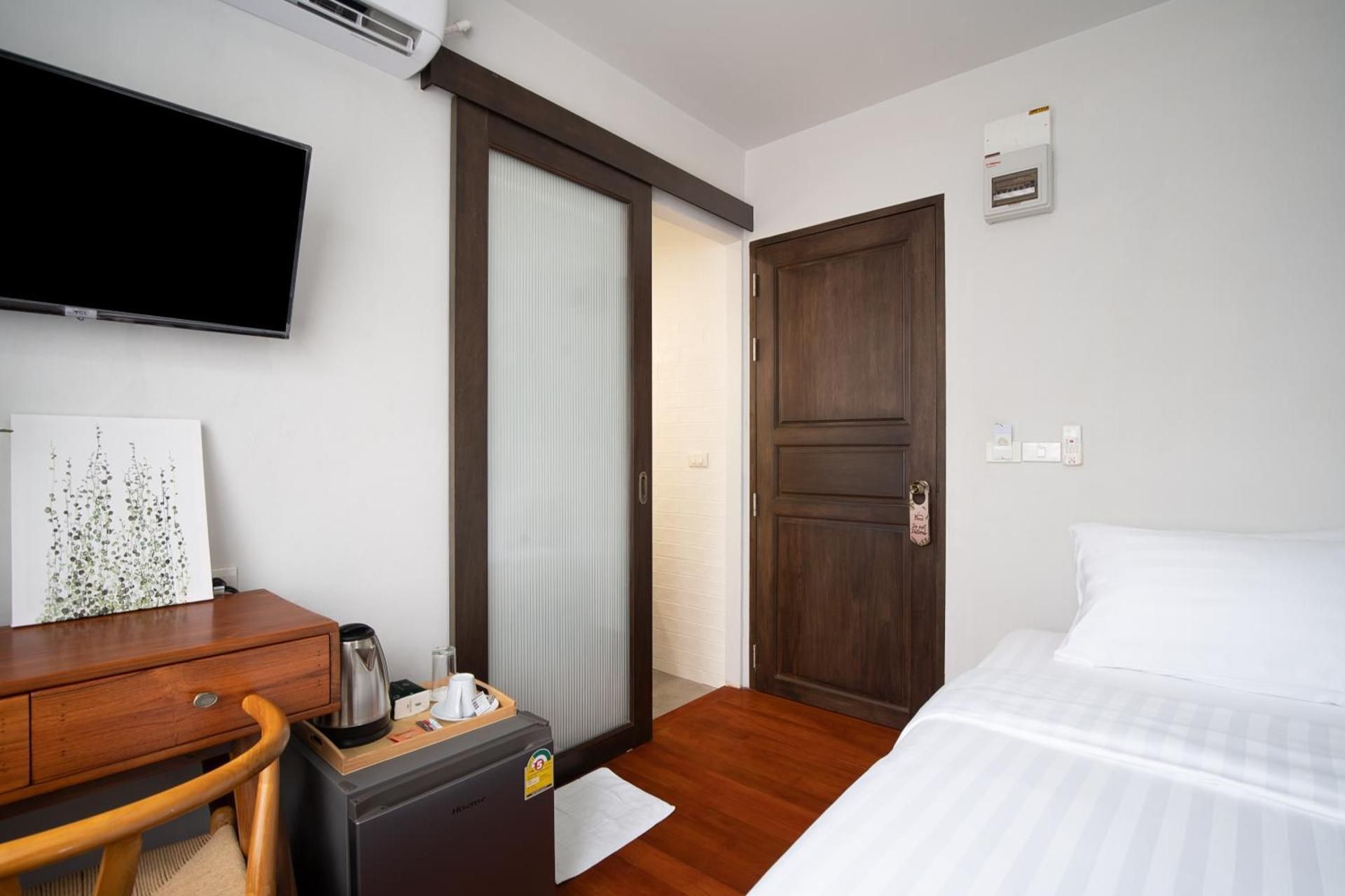 Superior Single Room