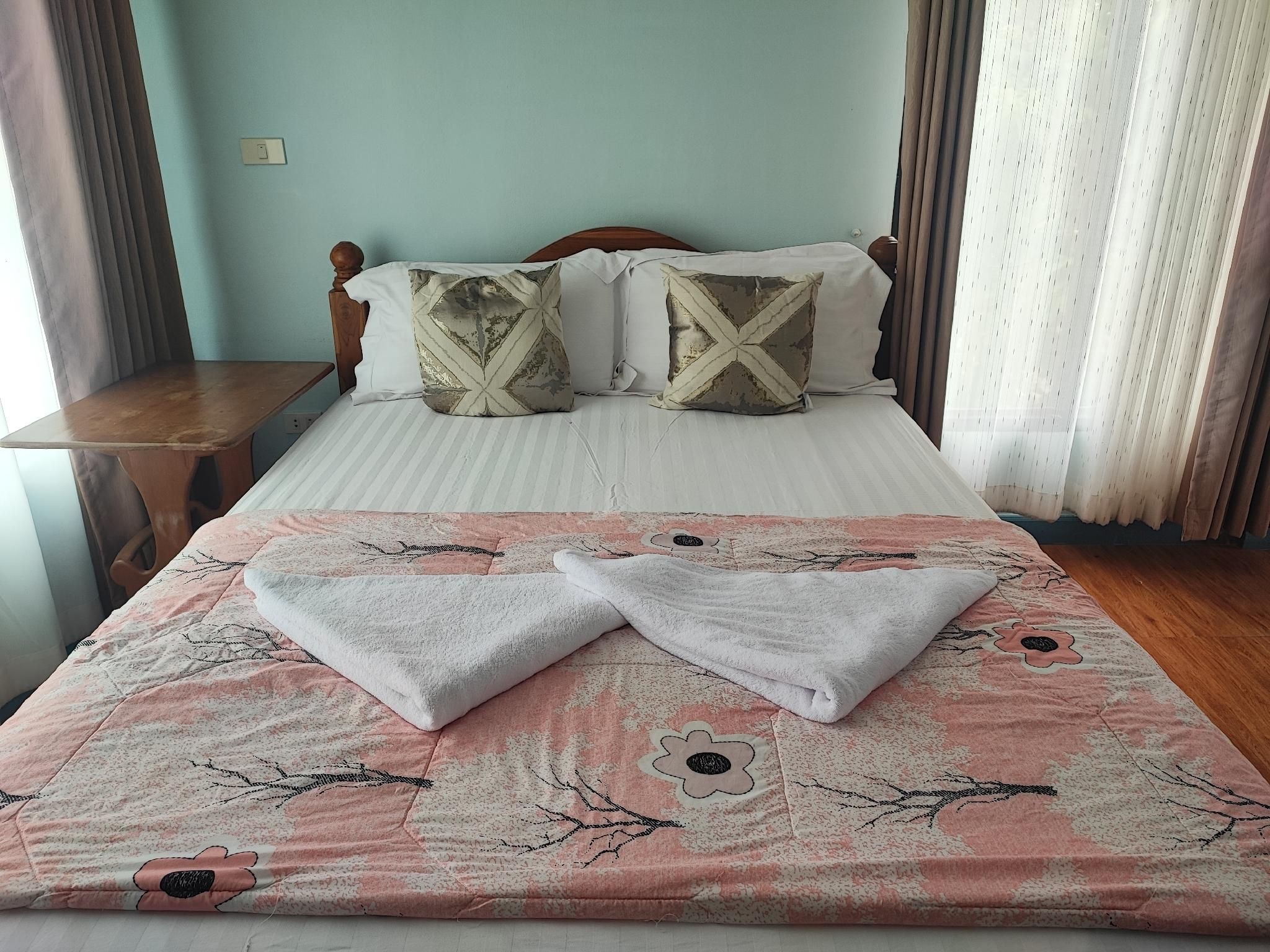 Happiness Double Room