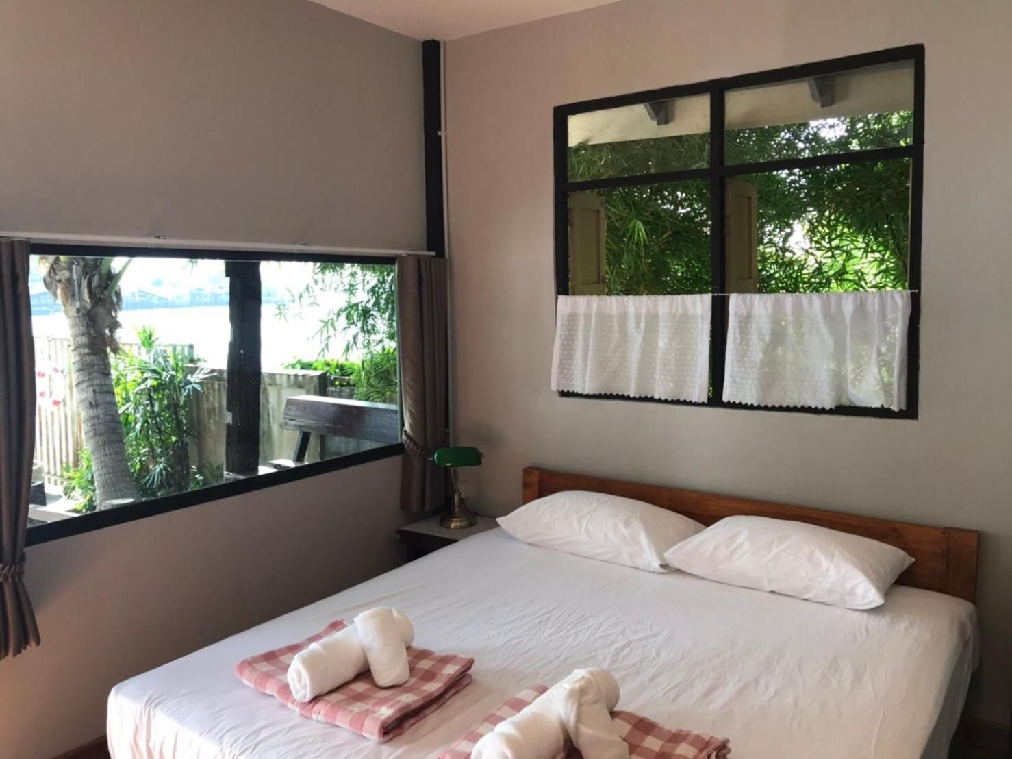 Superior Queen Room