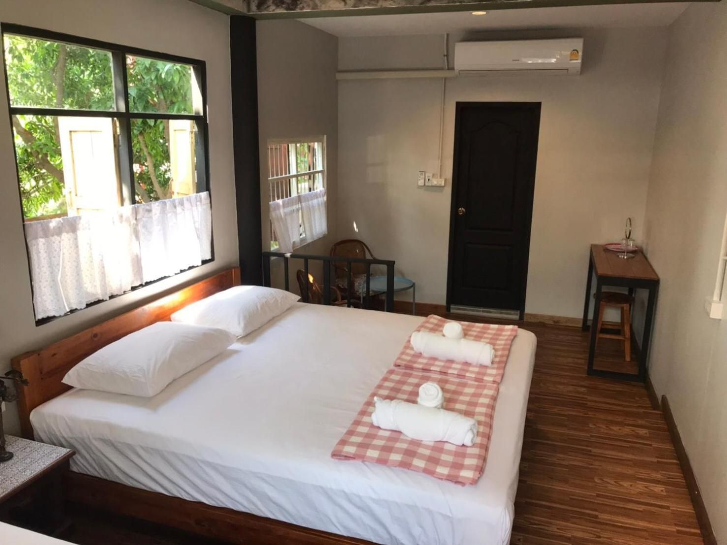 Triple Room with Bathroom