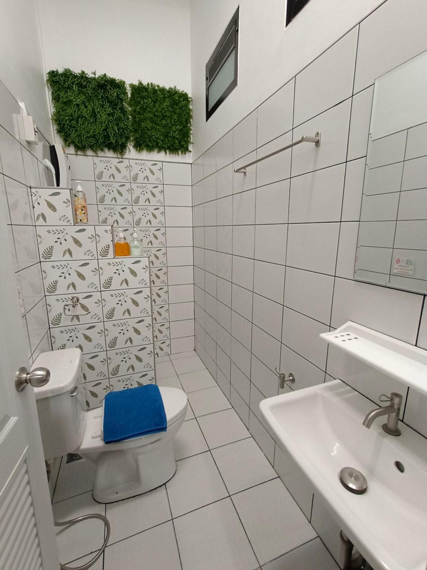 Economy Quadruple Room with Shared Bathroom