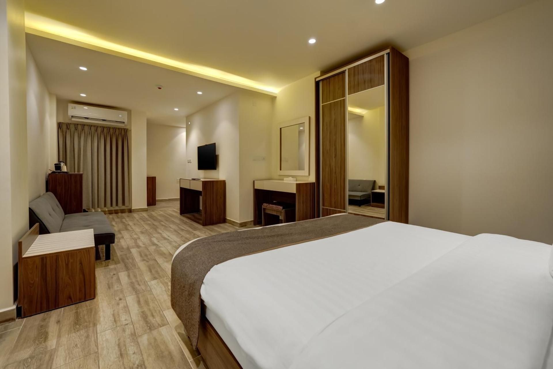 Standard King Room