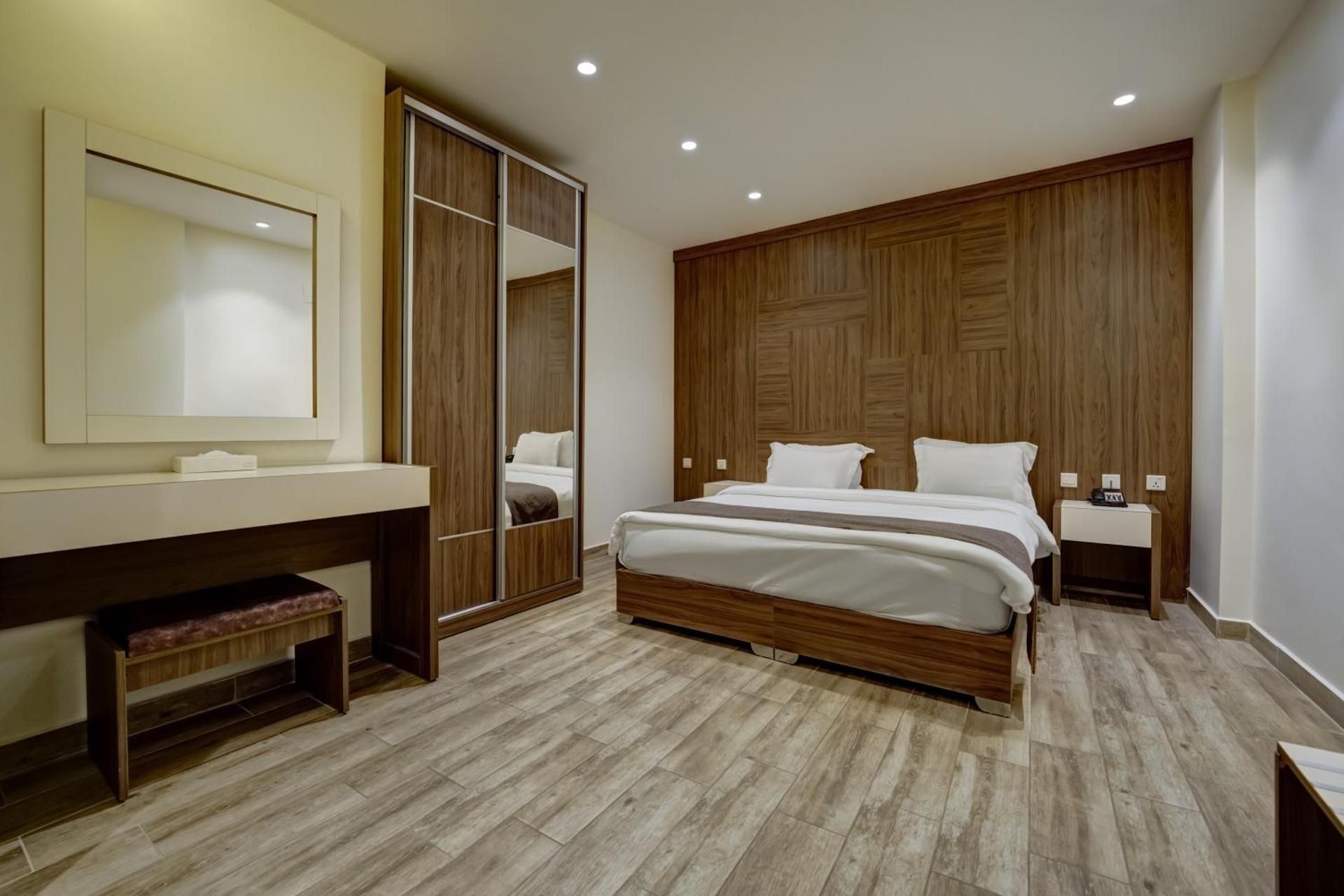 Standard King Room