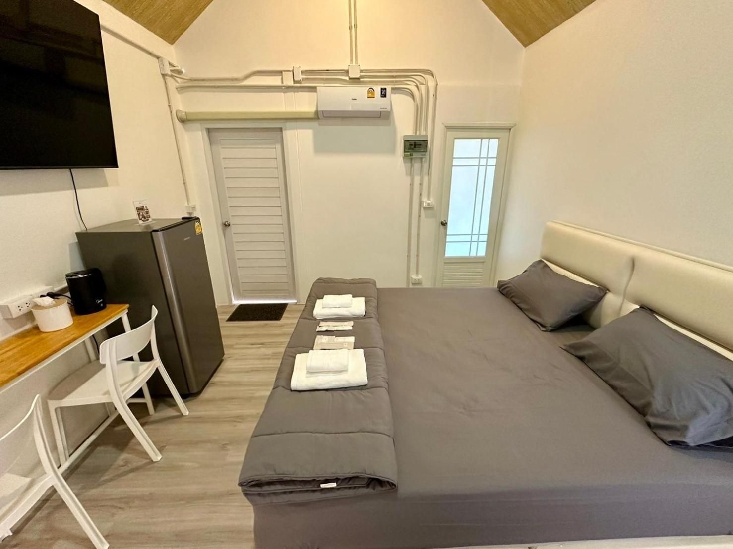 One-Bedroom Villa