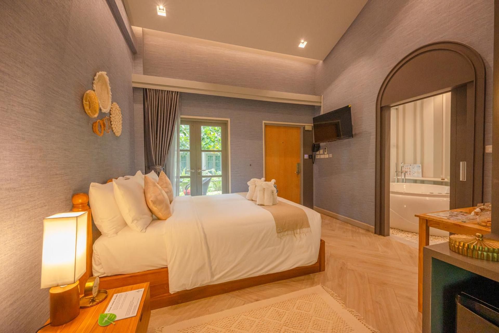  Standard Queen Room with Sauna