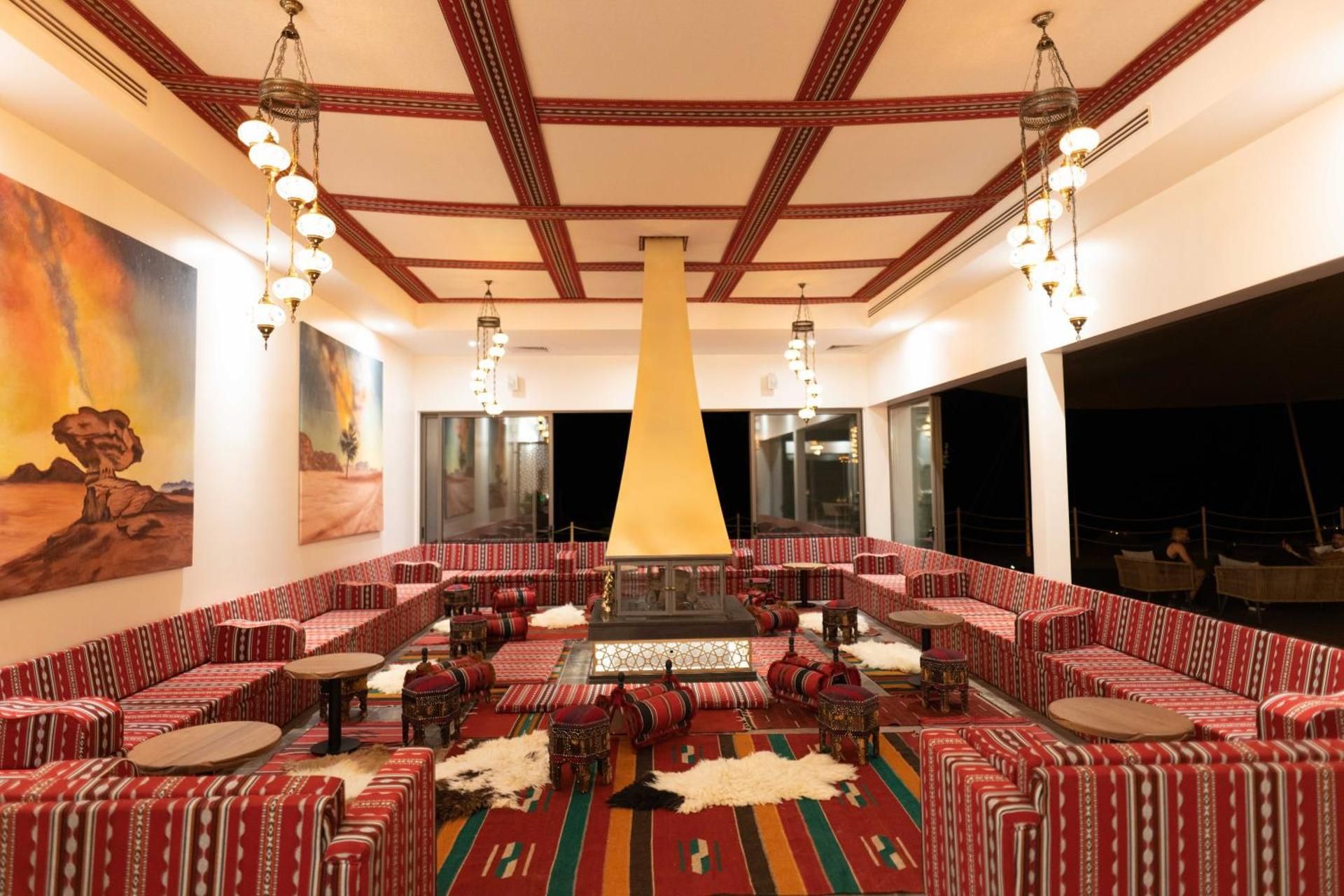 shared lounge/tv area