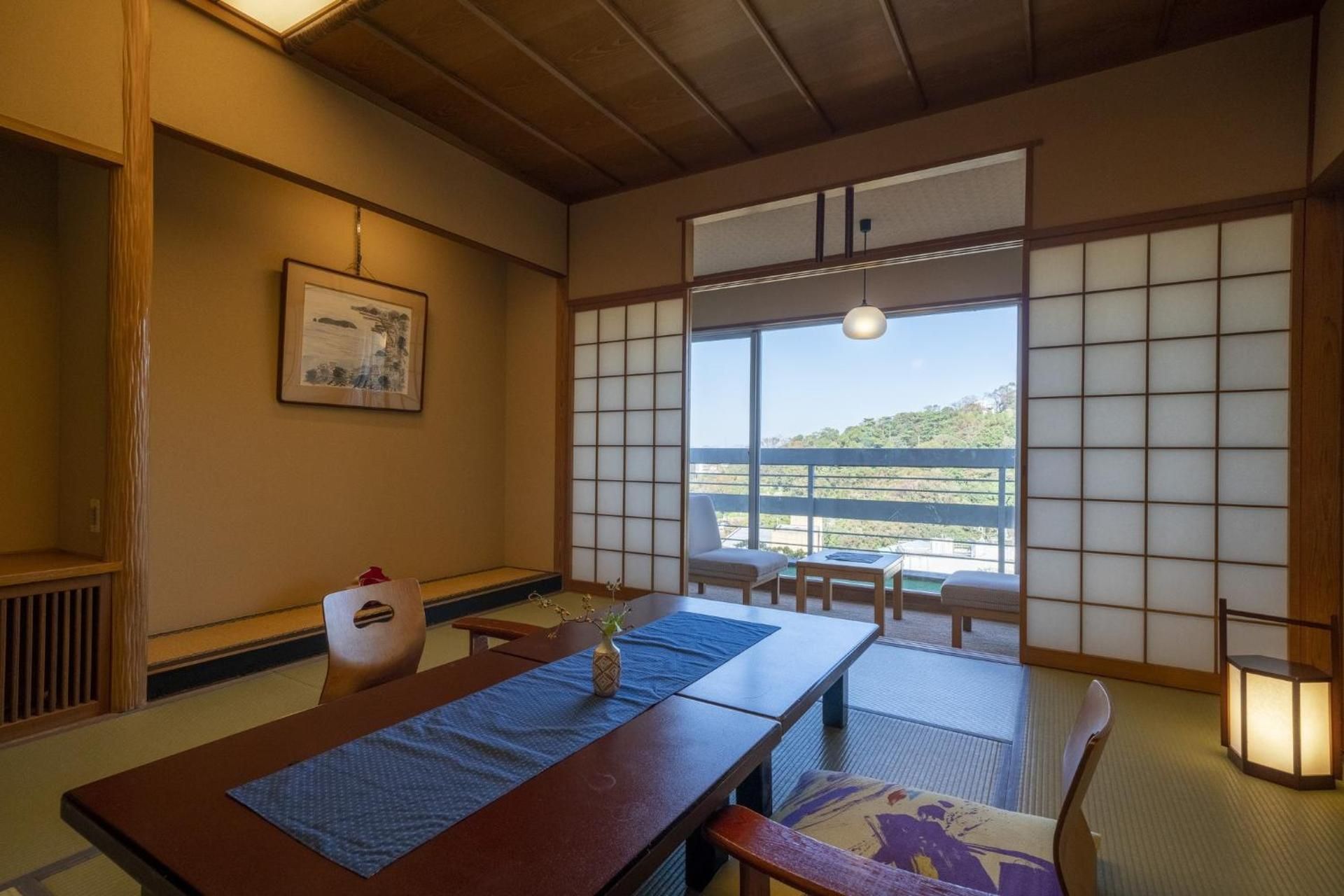 Japanese-Style Room East Annex 'Ryokusuitei' - Breakfast Included