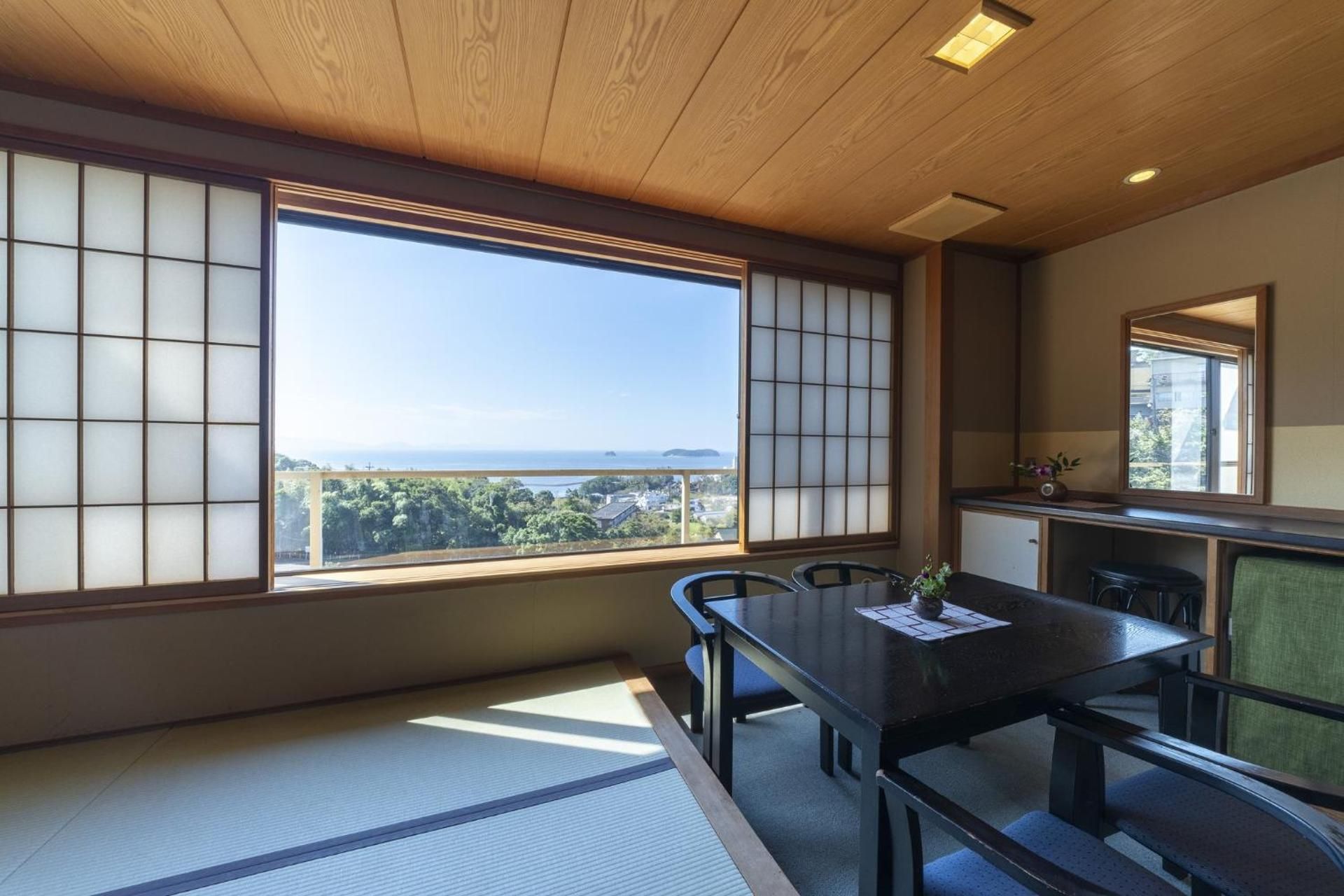 Japanese Style Room West Annex 'Urakutei' - Breakfast Included