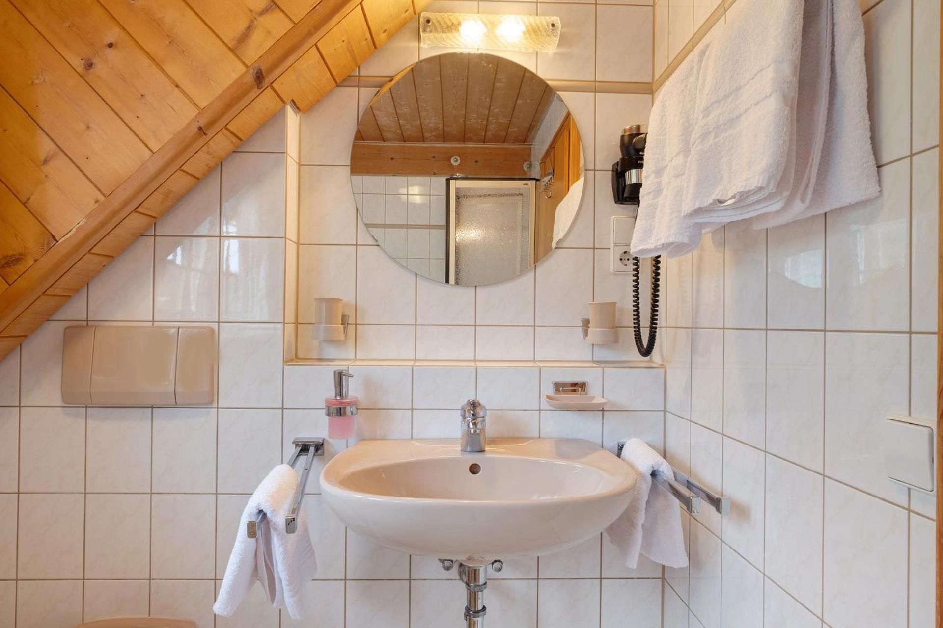 Superior One-Bedroom Apartment