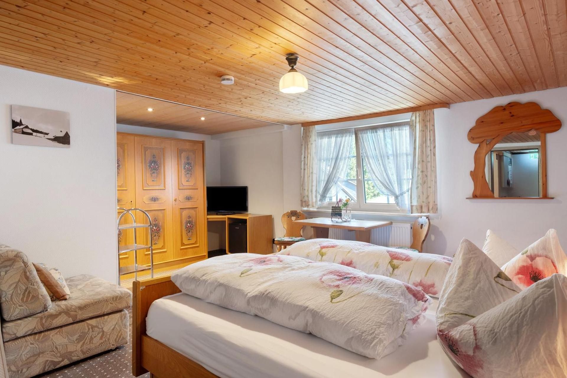 Triple Room with Shower